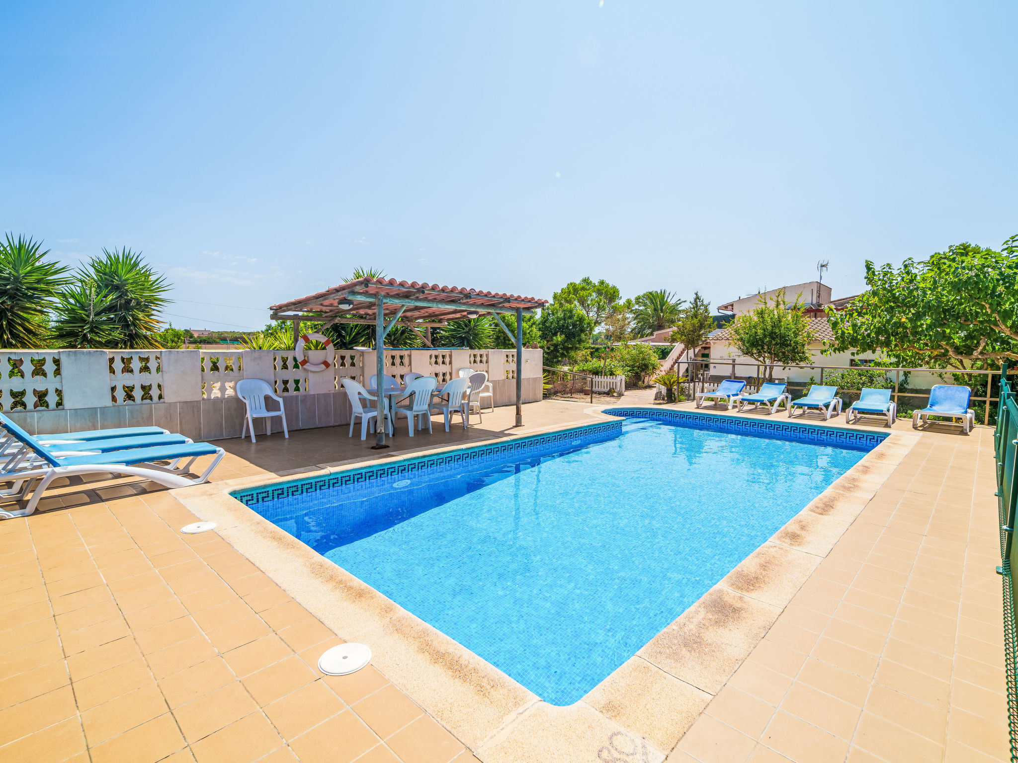 Finca Levante Rapita: Spacious 4-Bedroom Rustic Villa with Private Pool and Garden Near Beach in Mallorca