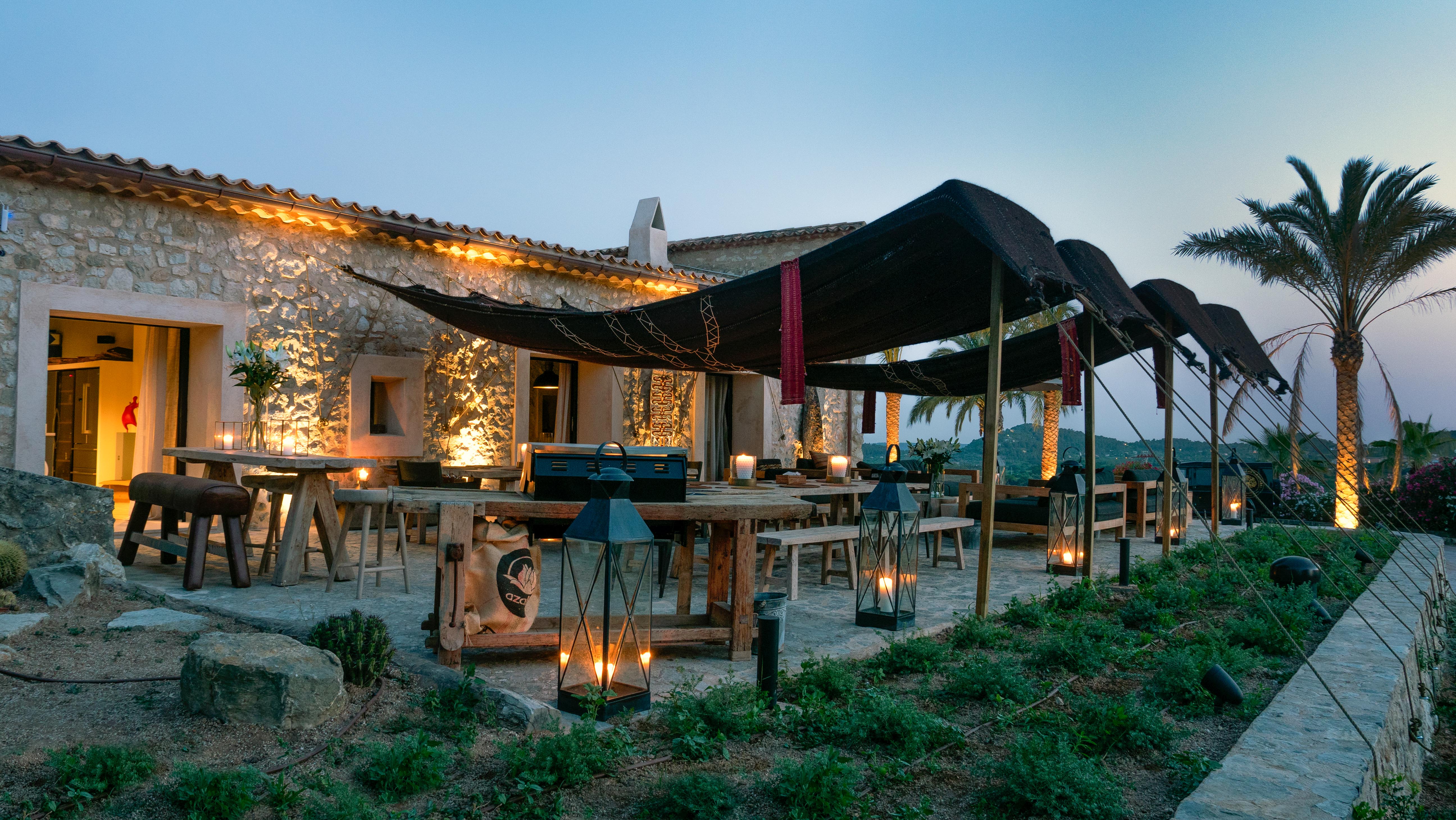 Finca Tramuntana Palma: Exquisite 5-Bedroom Apartment with Private Pool and Sauna, Palma