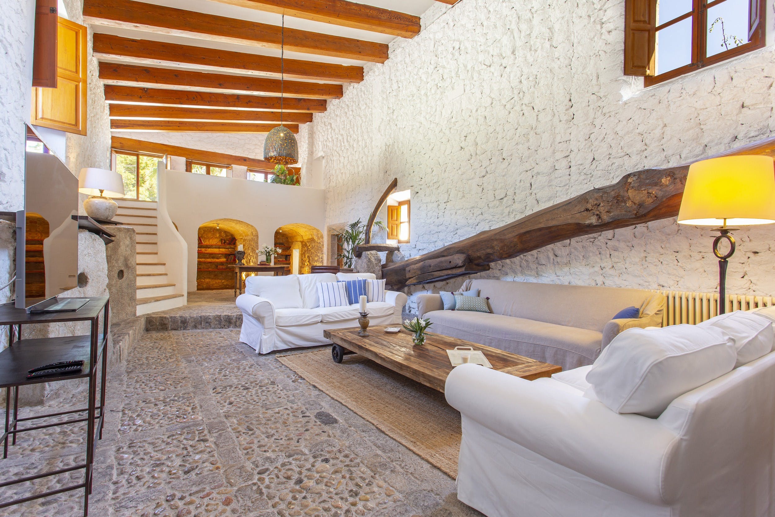 Finca Tramuntana Valldemossa: Spacious 6-Bedroom Apartment with Sea Views and Pool, Valldemossa