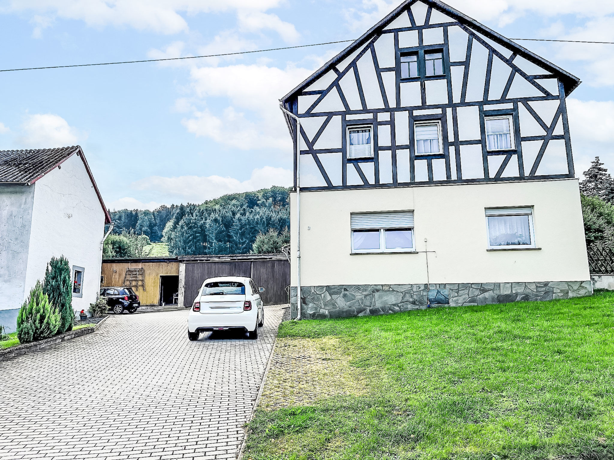 Haus Eifelblick Adenau: Charming 3-Bedroom Holiday Home Near Famous Nurburgring Racing Circuit in Adenau Germany