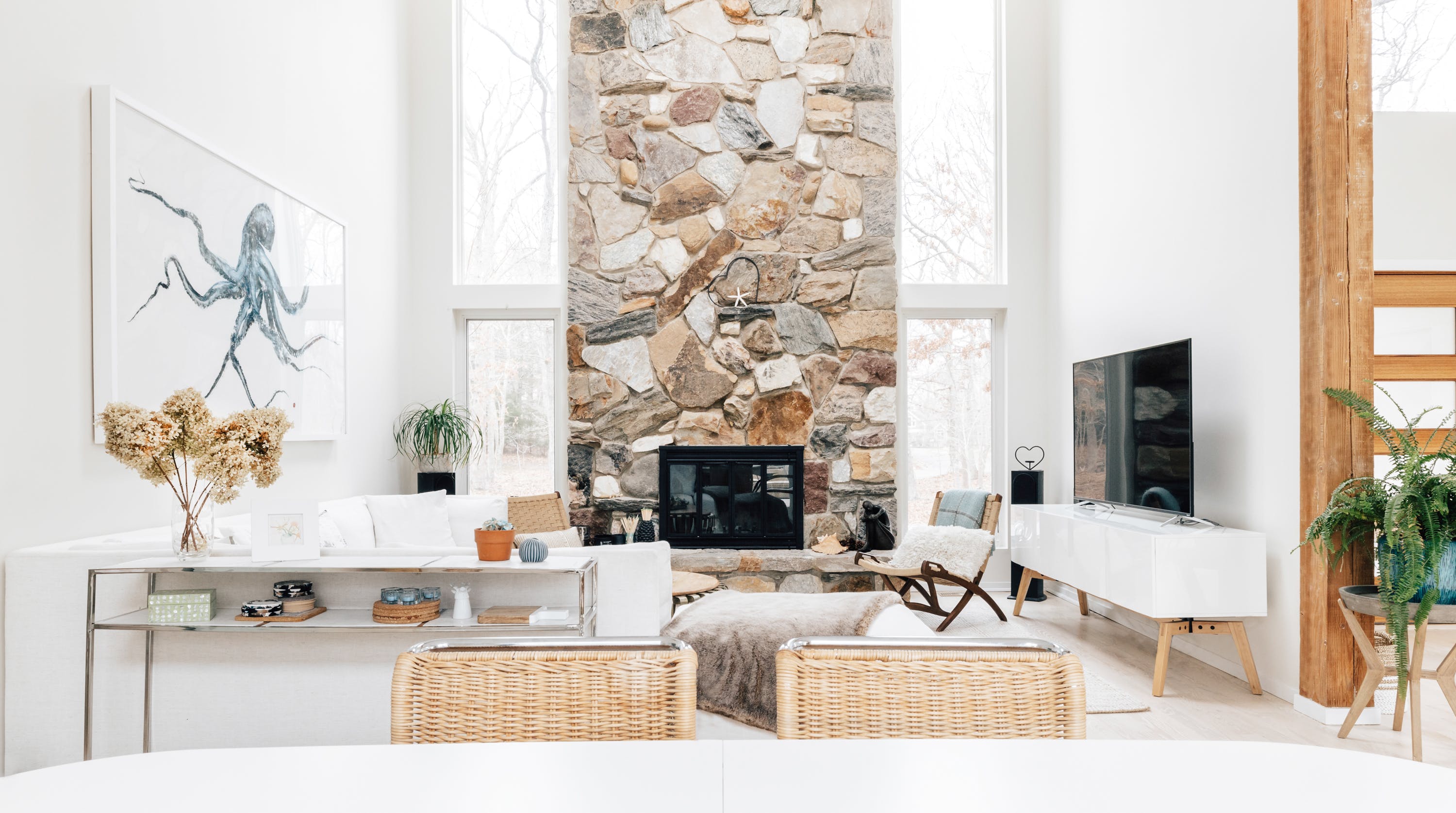 House Amagansett East: Luxury 4-Bedroom Apartment with Pool and Seaviews, East Hampton