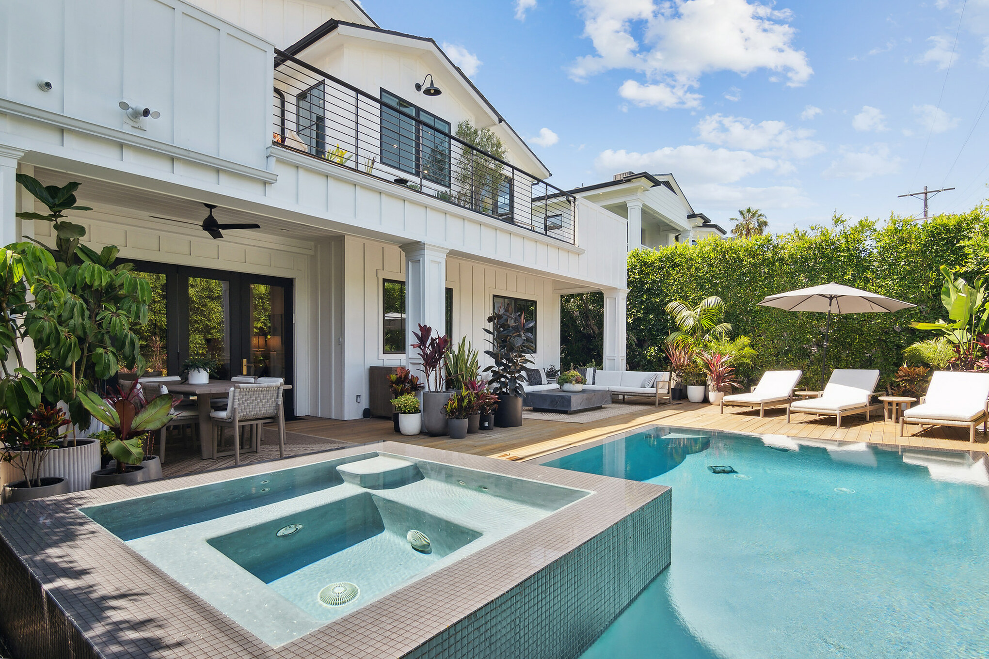 House Arroyo Fairfax: Luxury 5-Bedroom House with Pool and Hot Tub, Los Angeles