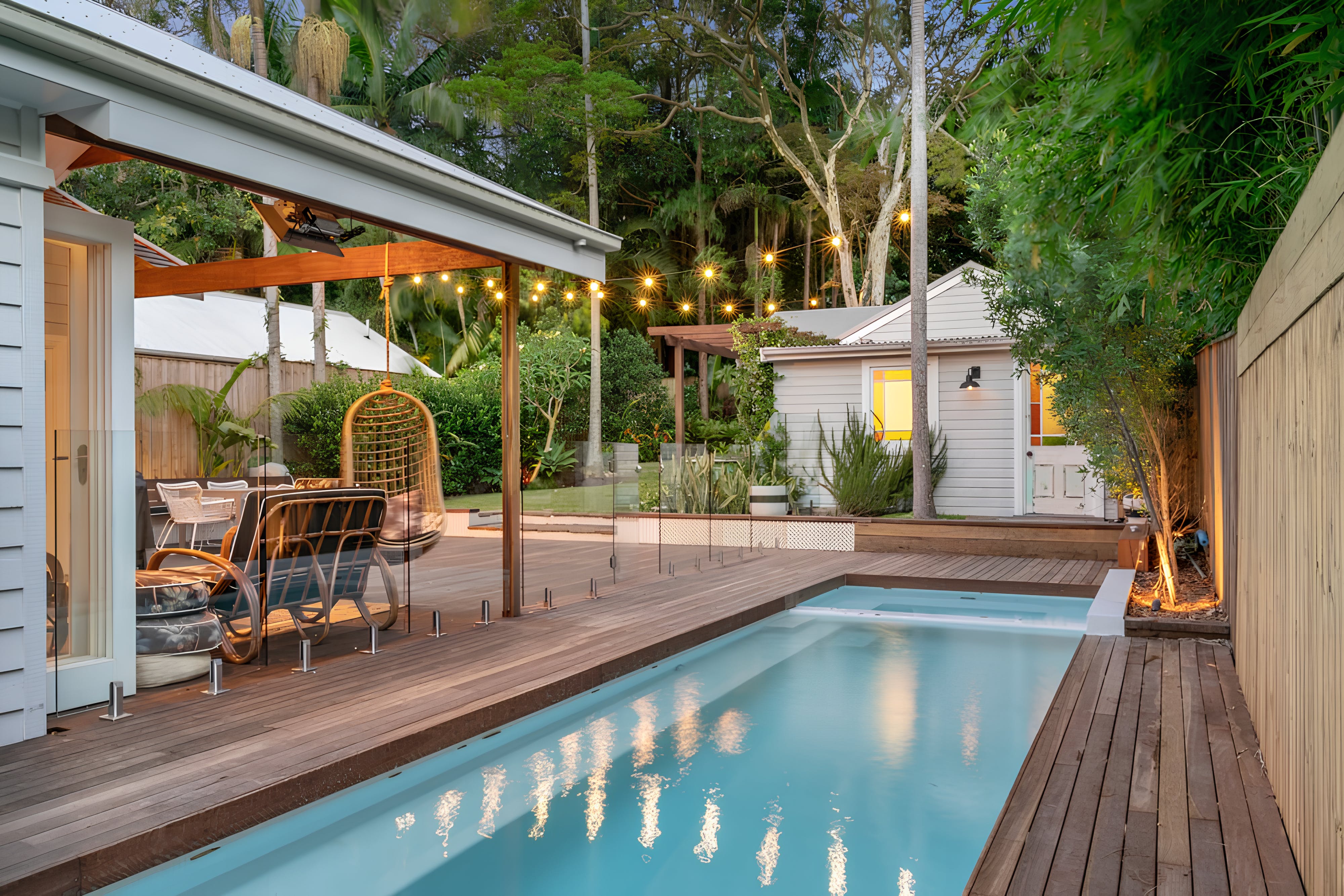 House Banksia Byron: Luxury 5-Bedroom Cottage with Pool and Seaview, New South Wales