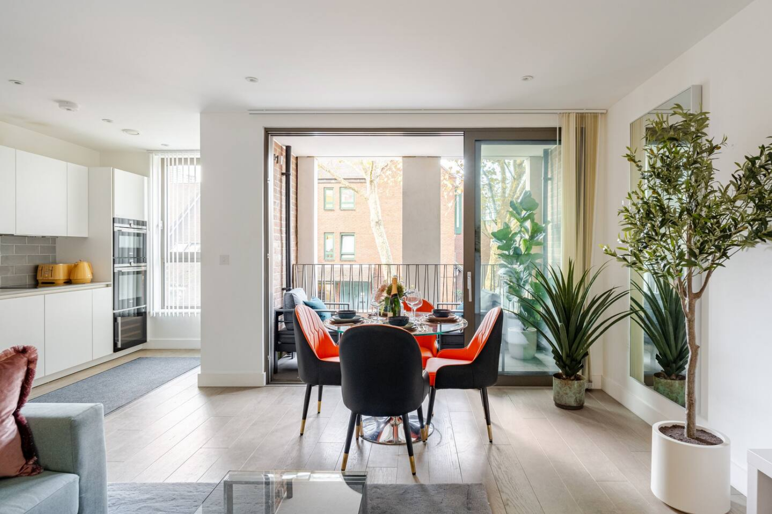 House Beigel BrickLane: Elegant 1-Bedroom Luxury Apartment, Family-Friendly, London