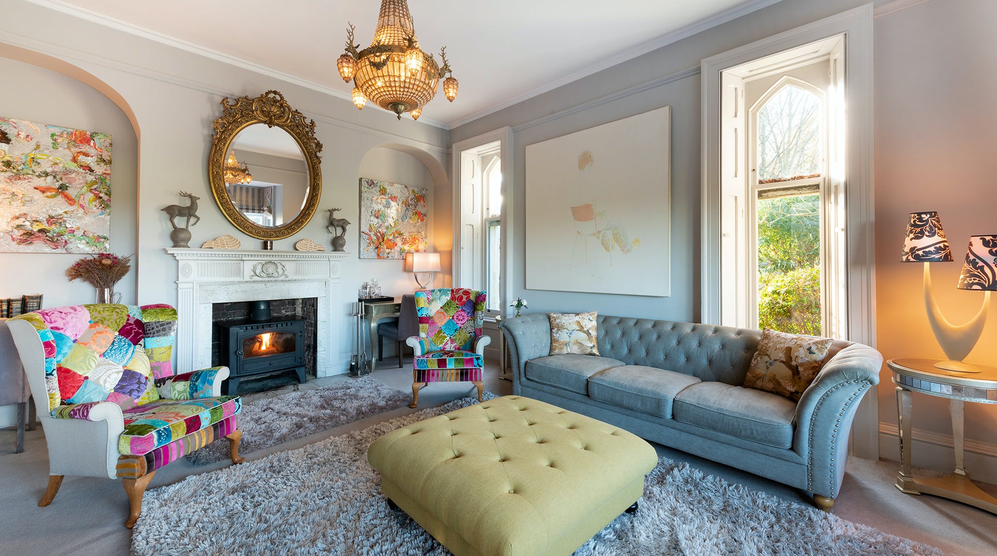 House Bray Windsor Windsor: Stunning 4-Bedroom Luxury House with Hot Tub, Windsor