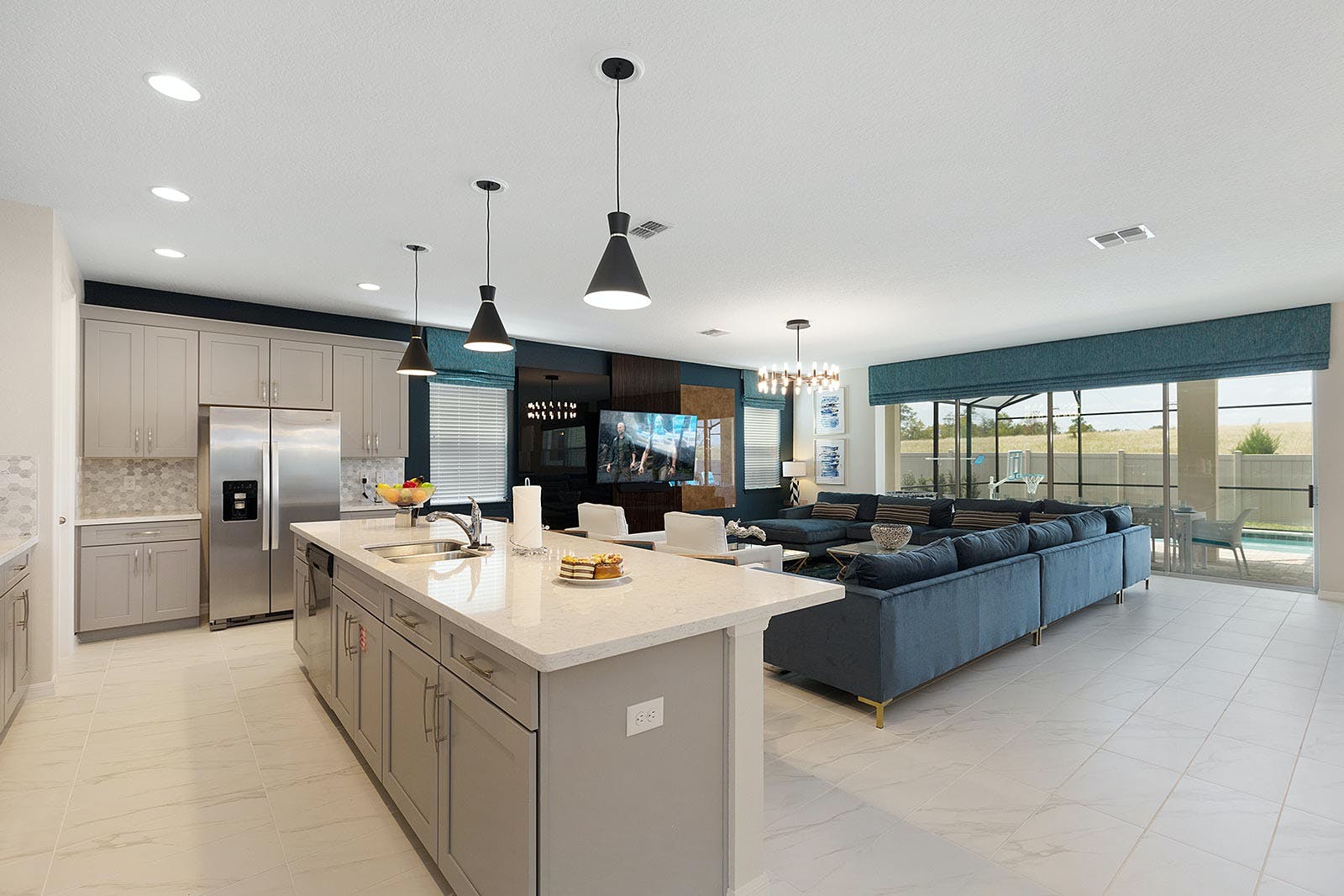 House Cabbage Osceola: Spacious 9-Bedroom Luxury Apartment with Resort Amenities, Osceola County