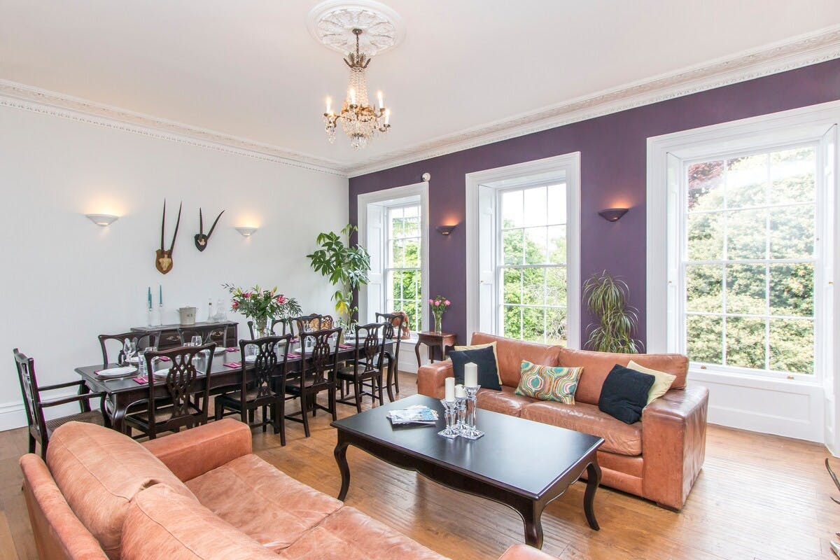 House Cabot Bristol: Elegant 7-Bedroom Townhouse with City Views, Bristol