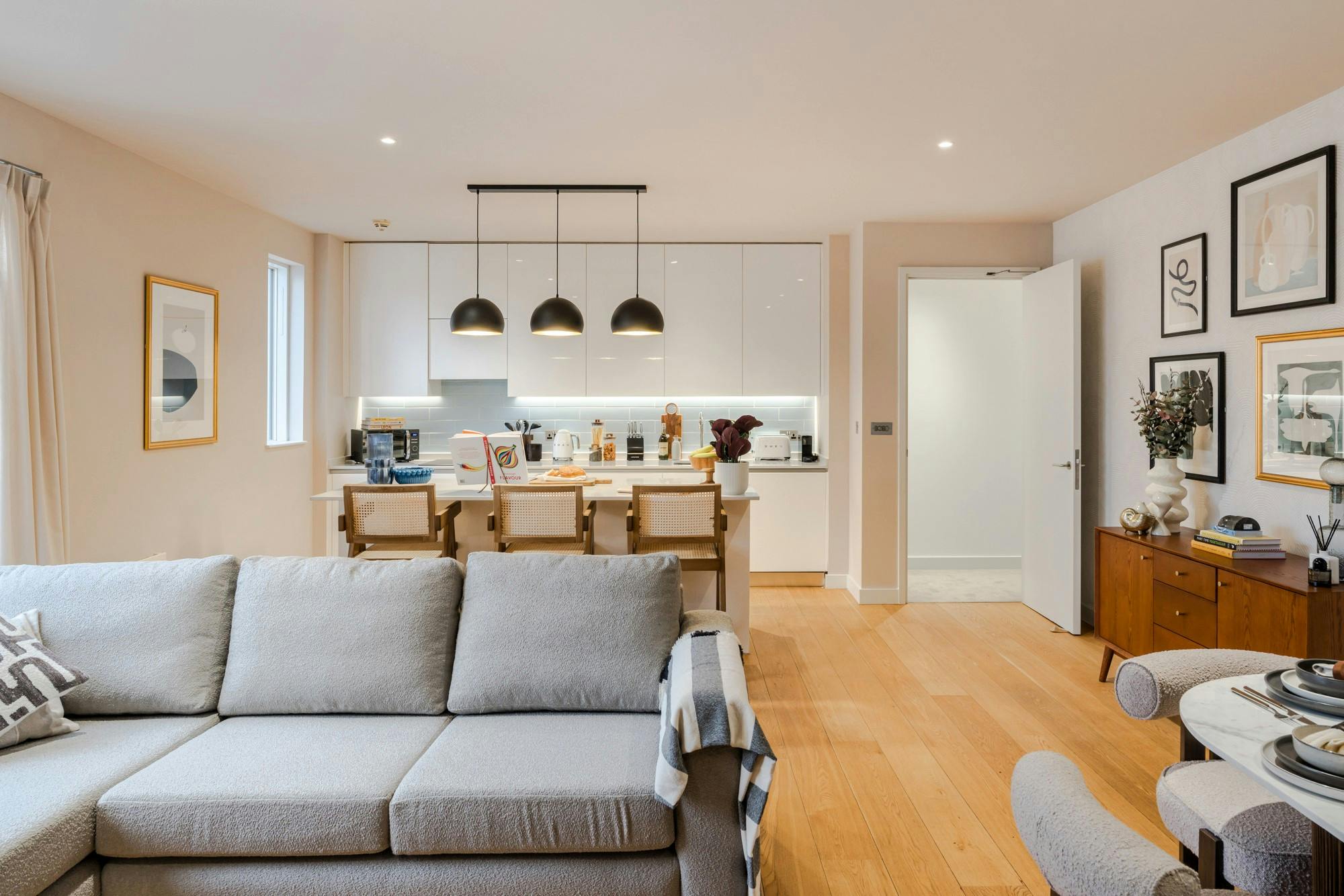 House Camley Kings Cross: Luxury 2-Bedroom Apartment with Balcony, Kings Cross London