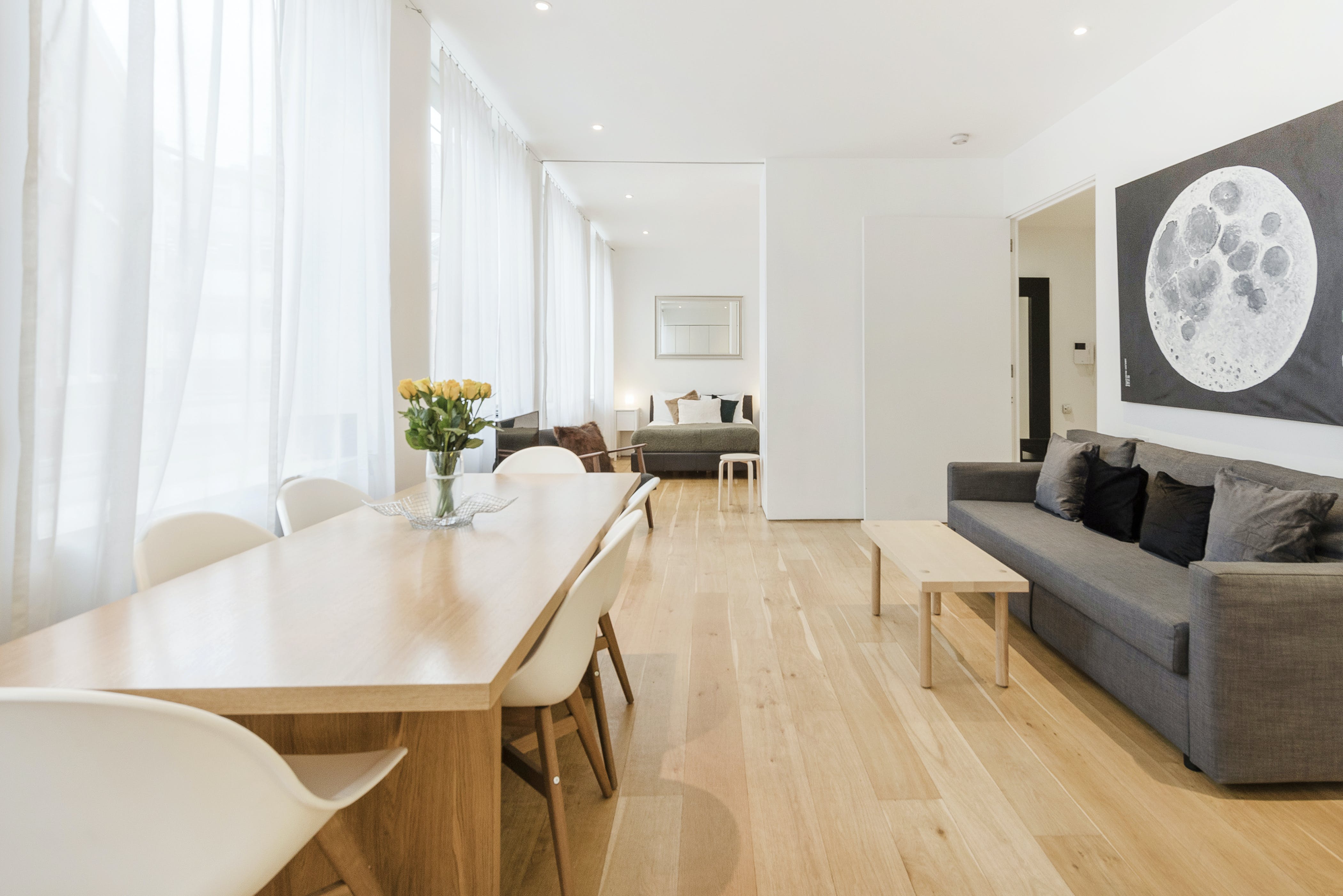 House Carnaby Soho Soho 10: Elegant 2-Bedroom Apartment Suitable for Families, Soho