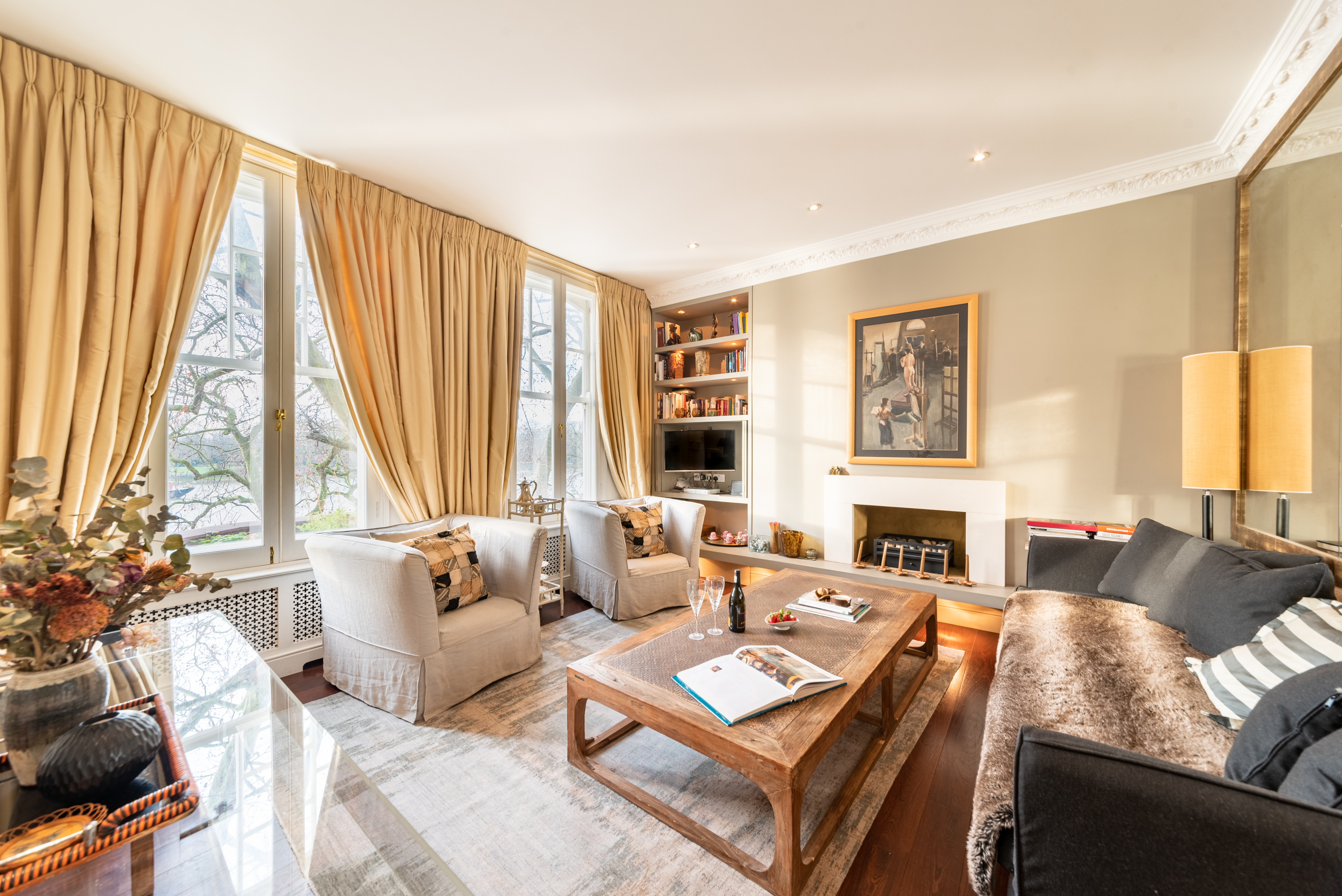 House Chelsea Reach: Stylish 2-Bedroom Family-Friendly Apartment Rental Chelsea London with Thames Views