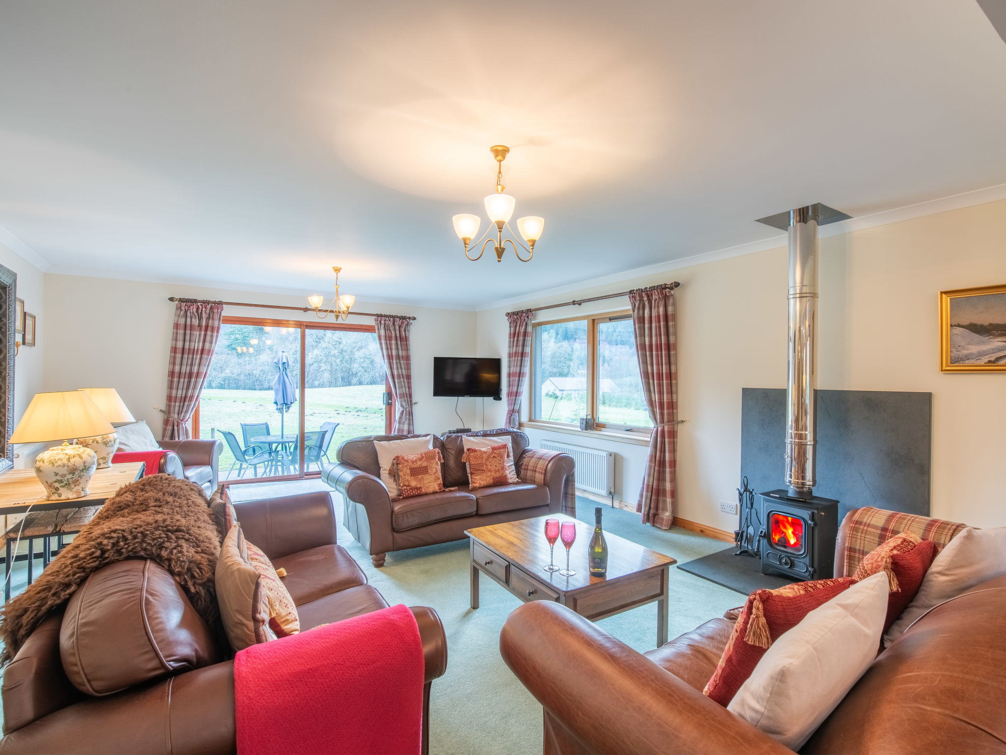House Corrimony Invermoriston: Spectacular Seven-Bedroom Scottish Estate House with Loch Ness Views and Private Grounds