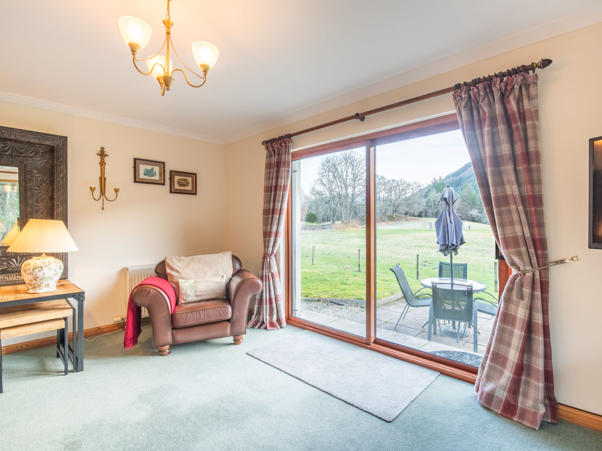 House Corrimony Invermoriston: Spectacular Seven-Bedroom Scottish Estate House with Loch Ness Views and Private Grounds