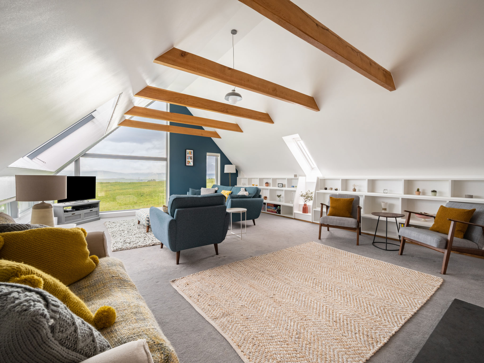 House Duirinish Skye: Spectacular 3-Bedroom Modern Highland Retreat with Mountain Views on Scotland’s Isle of Skye