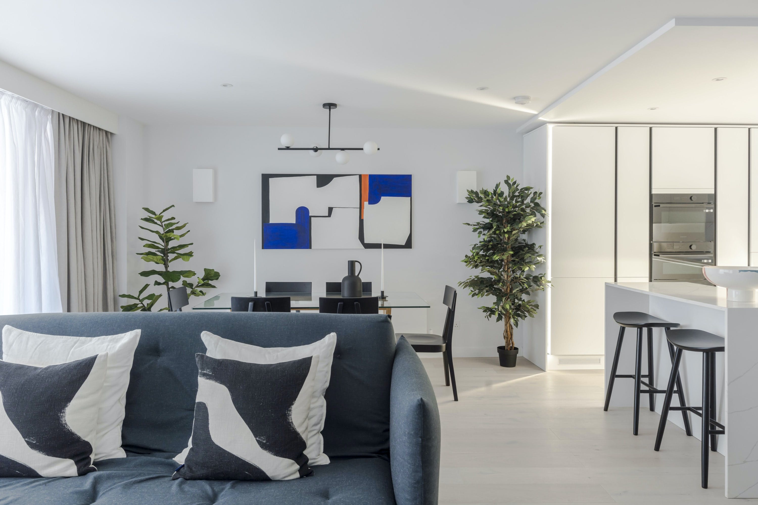 House Fitzrovia Haven: Sophisticated 2-Bedroom Apartment with Modern Amenities, Fitzrovia