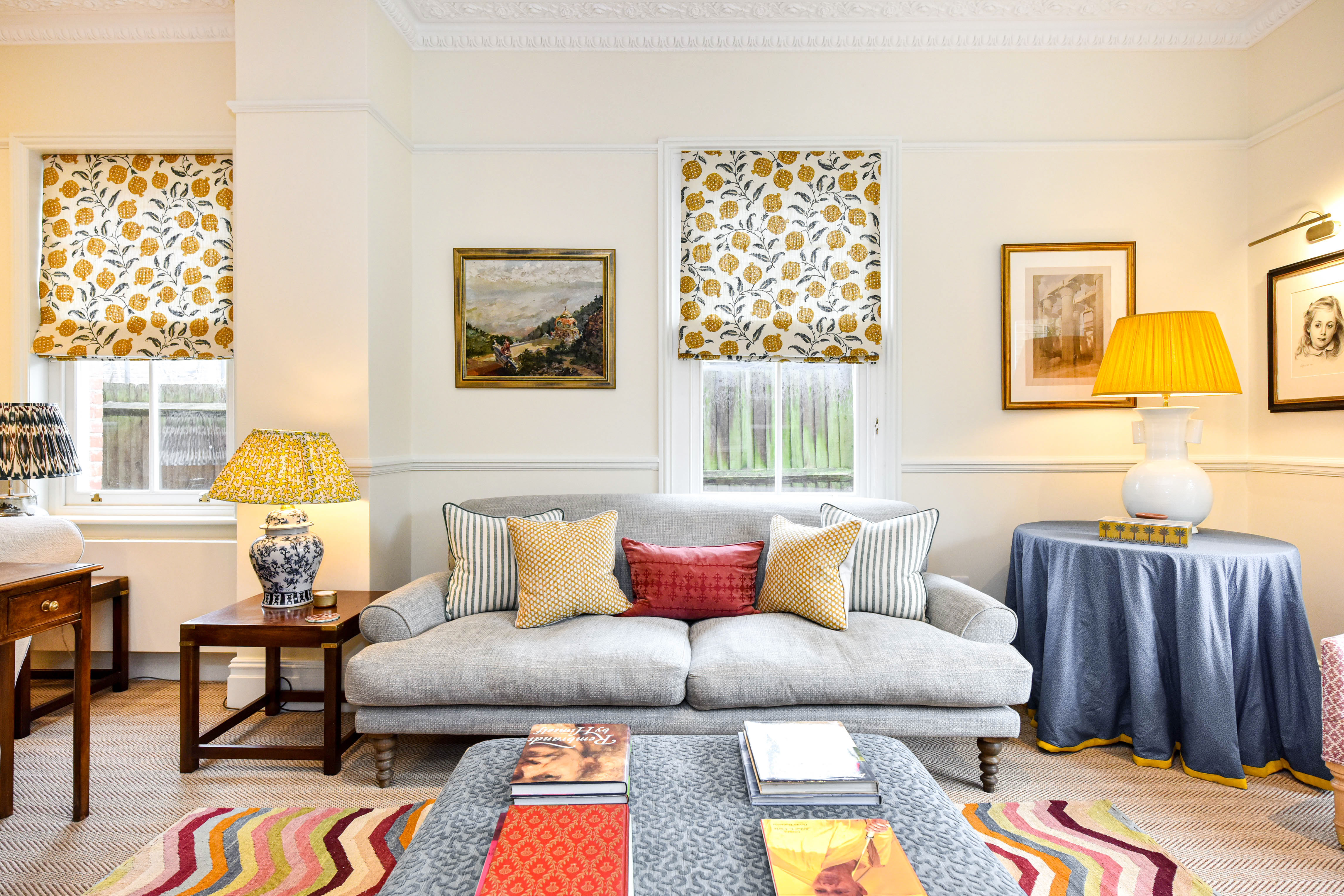 House Garratt Wandsworth: Luxury 5-Bedroom Villa with Tennis Court, Wandsworth