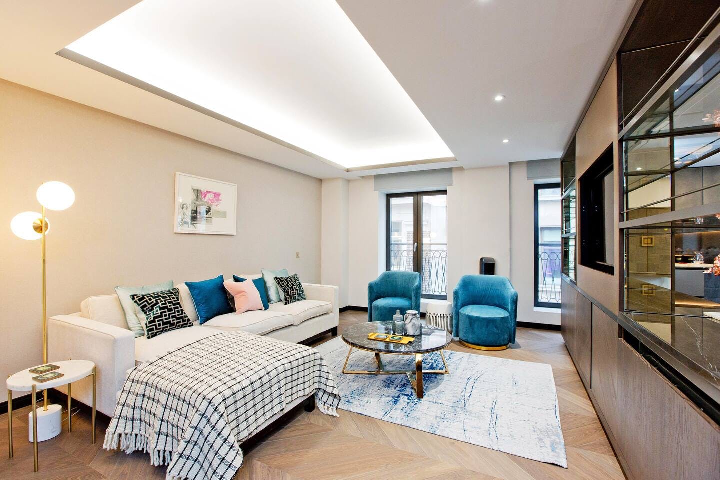 House Golden Soho: Luxury 3-Bedroom Apartment with Air-Con, Soho London