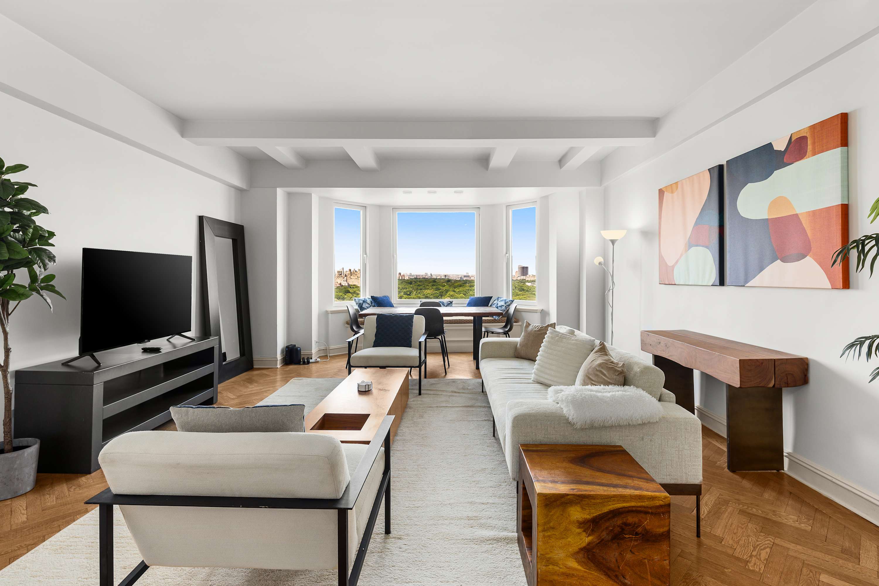 House Gotham Midtown: Luxury 1-Bedroom Apartment with Gym Access, Midtown New York