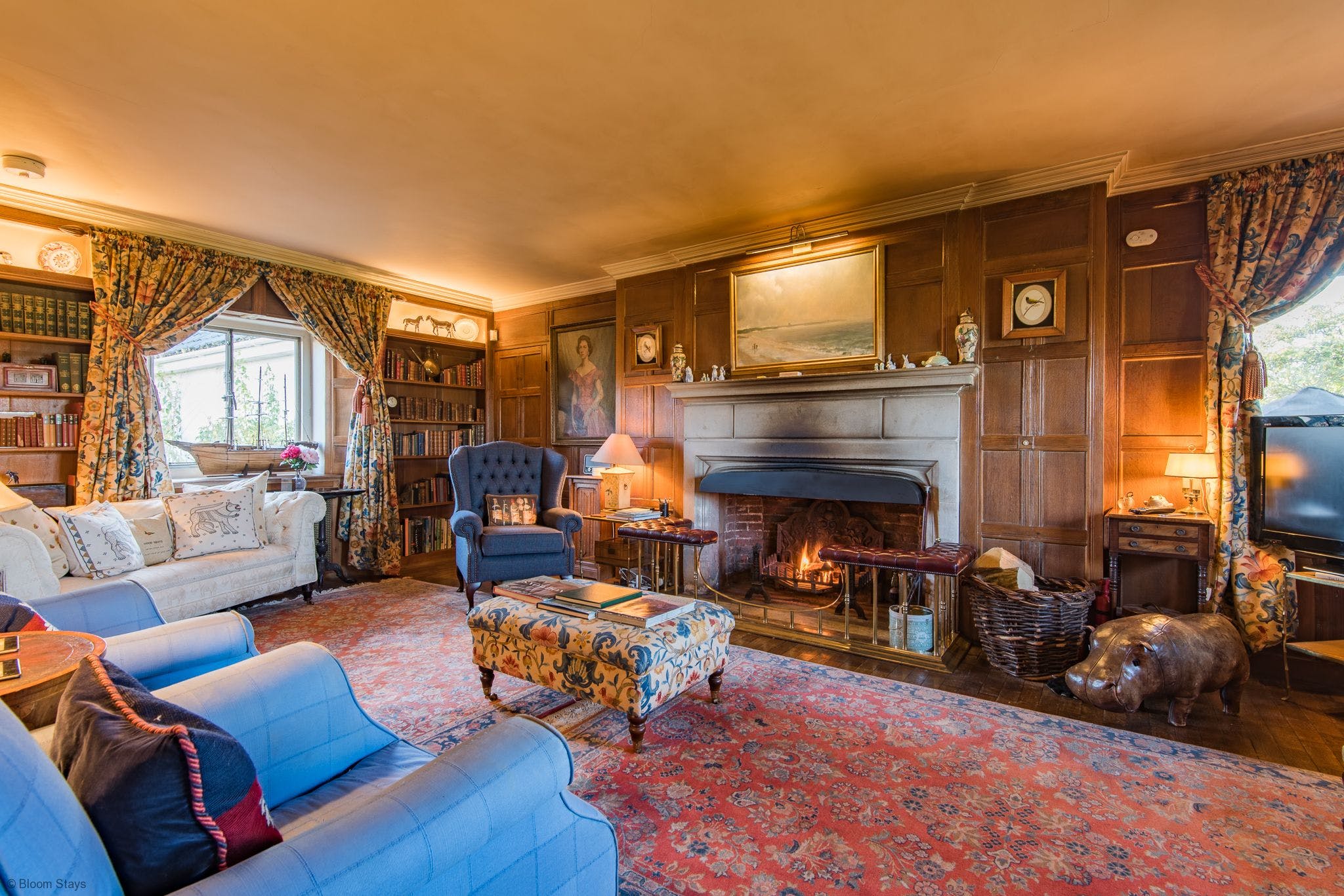 House Ham Sandwich: Luxury 6-Bedroom Apartment with Stunning Seaview, Deal