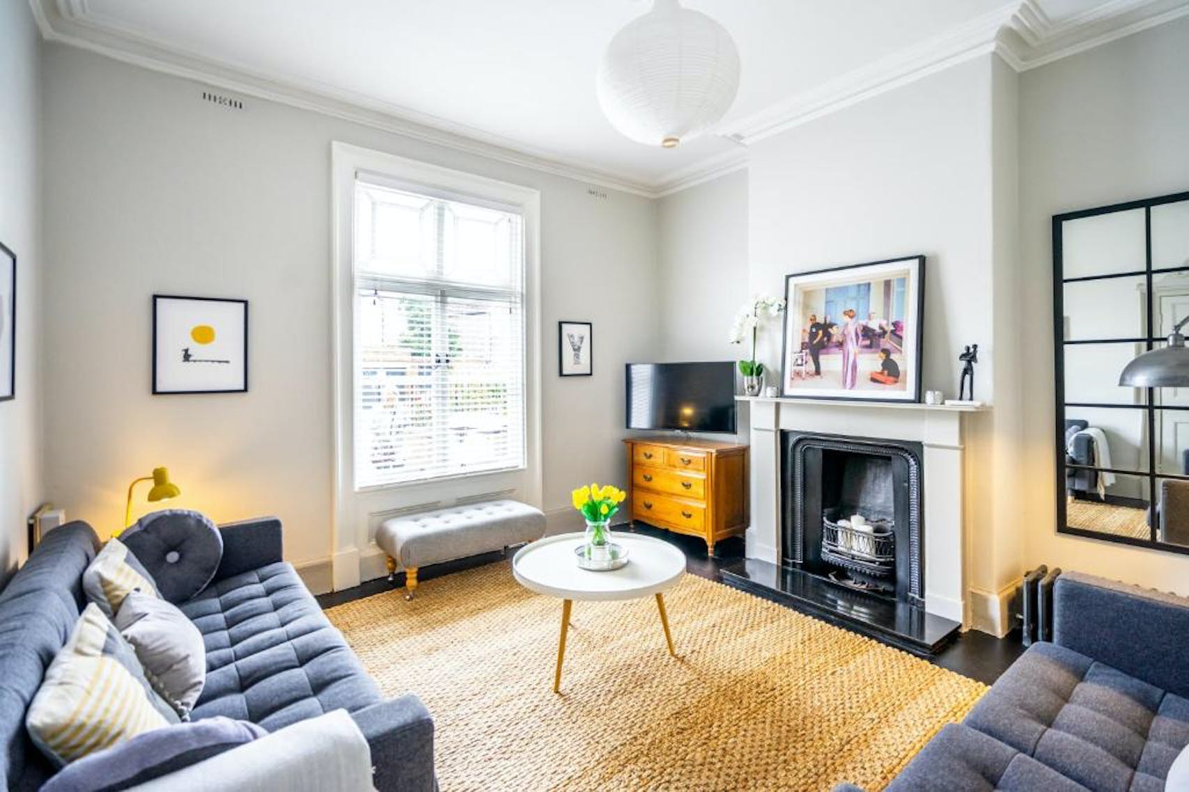 House Holgate York: Spacious 3-Bedroom Apartment Rental with Family Features in Holgate York