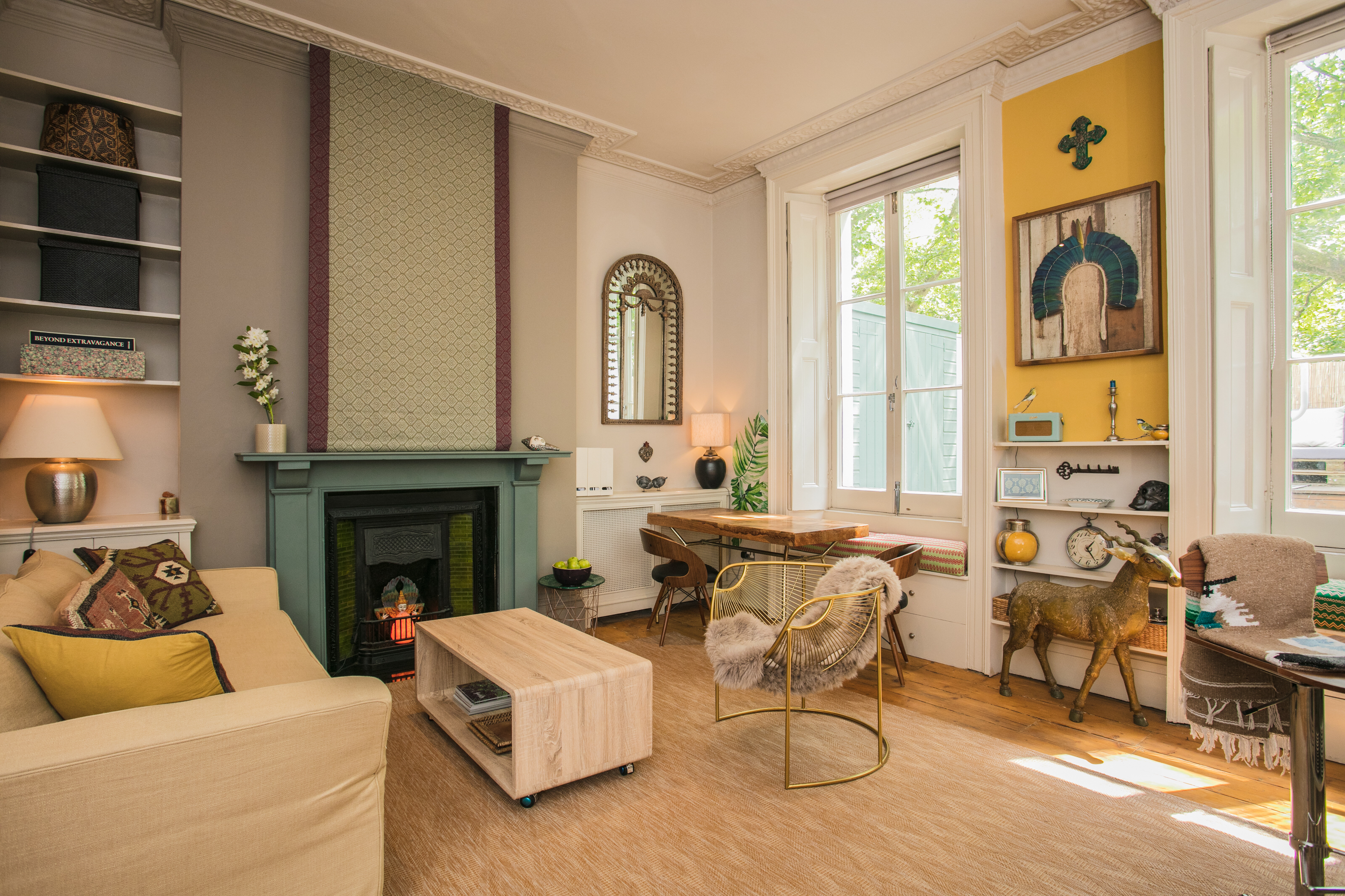 House Holland Park: Chic 1-Bedroom Apartment Rental with Terrace in Holland Park London