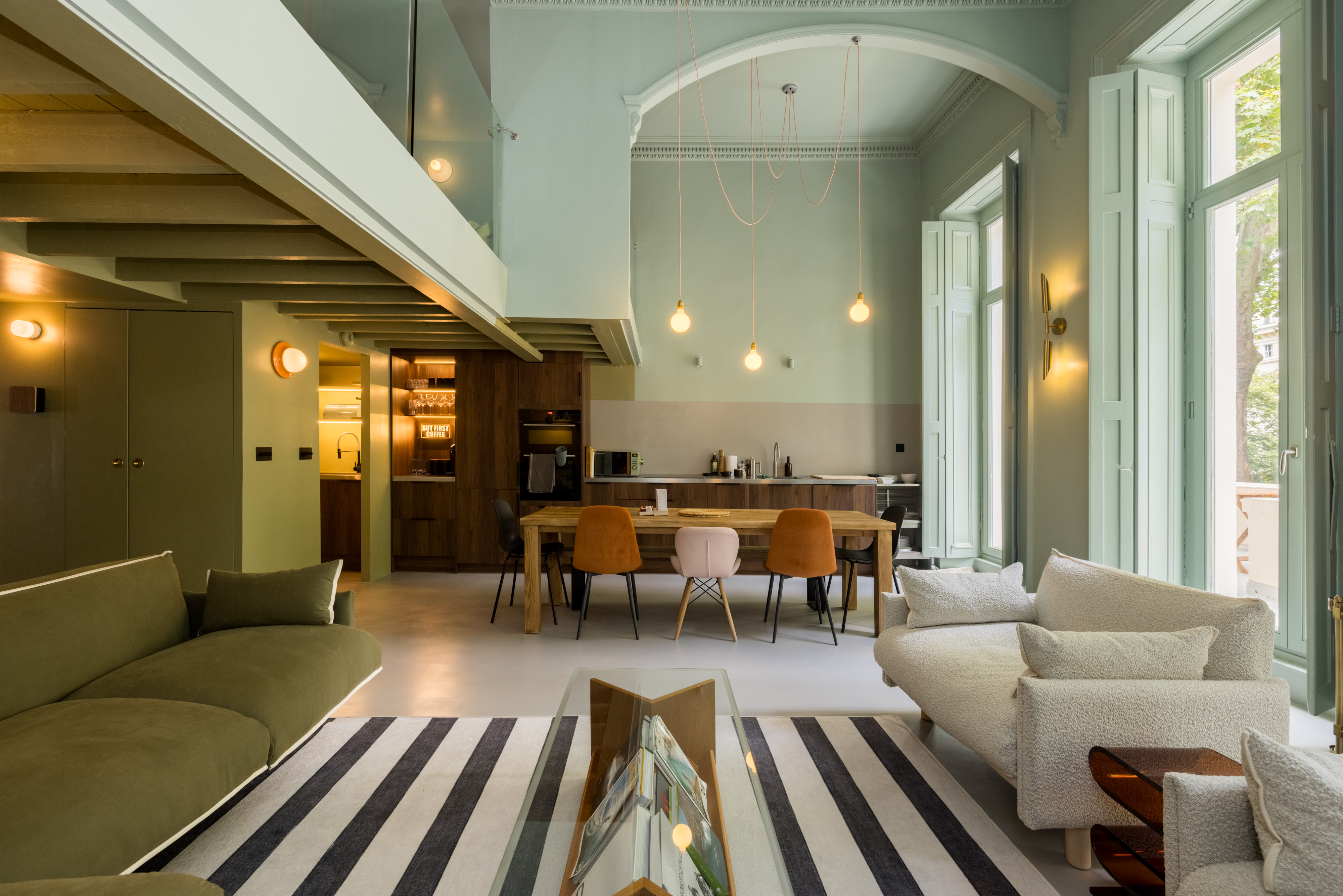 House Little Venice Paddington Paddington: Stylish 2-Bedroom Luxury Apartment for Families, Paddington