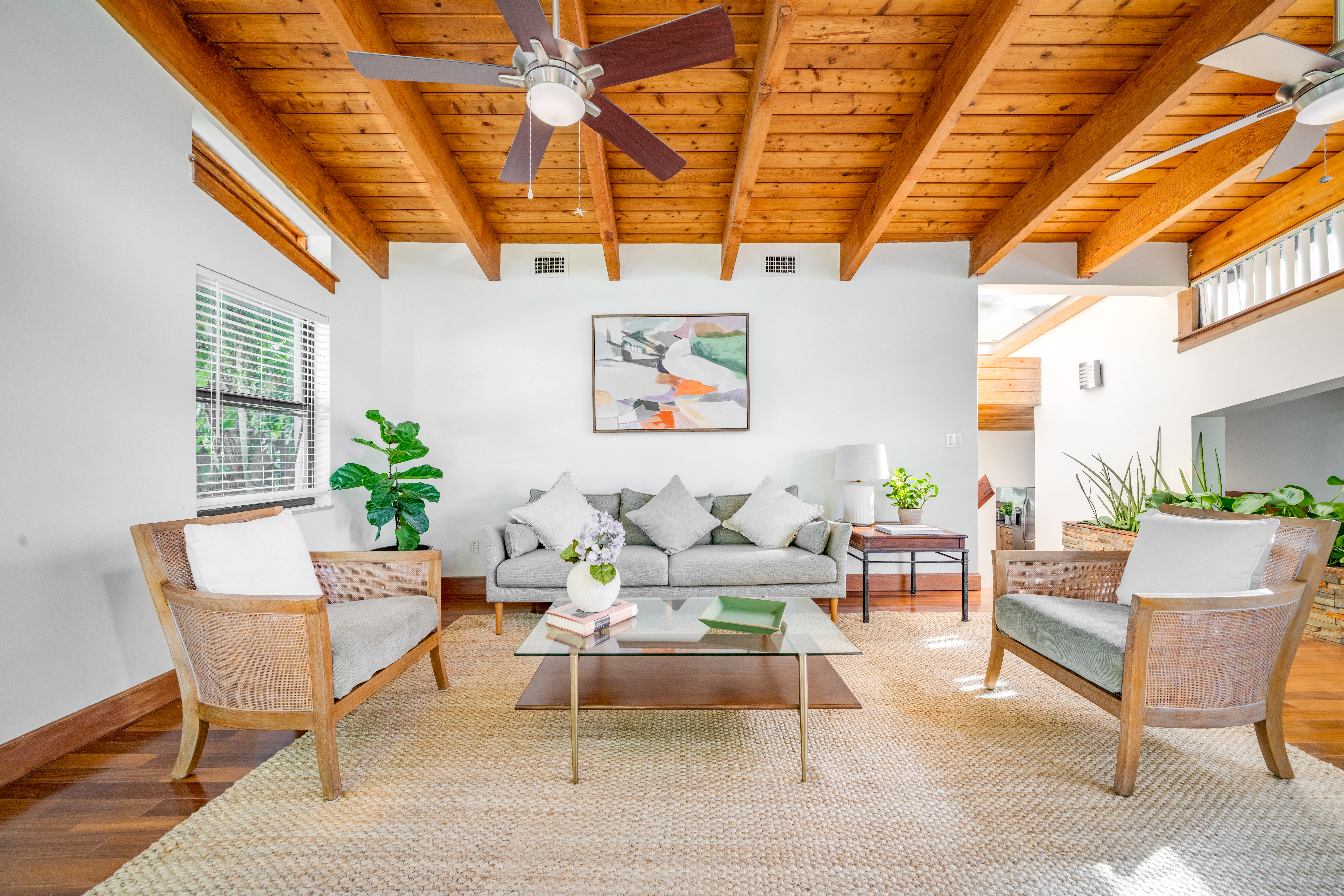 House Mahogany Grove: Luxury 3-Bedroom Villa with Family-Friendly Features, Coconut Grove