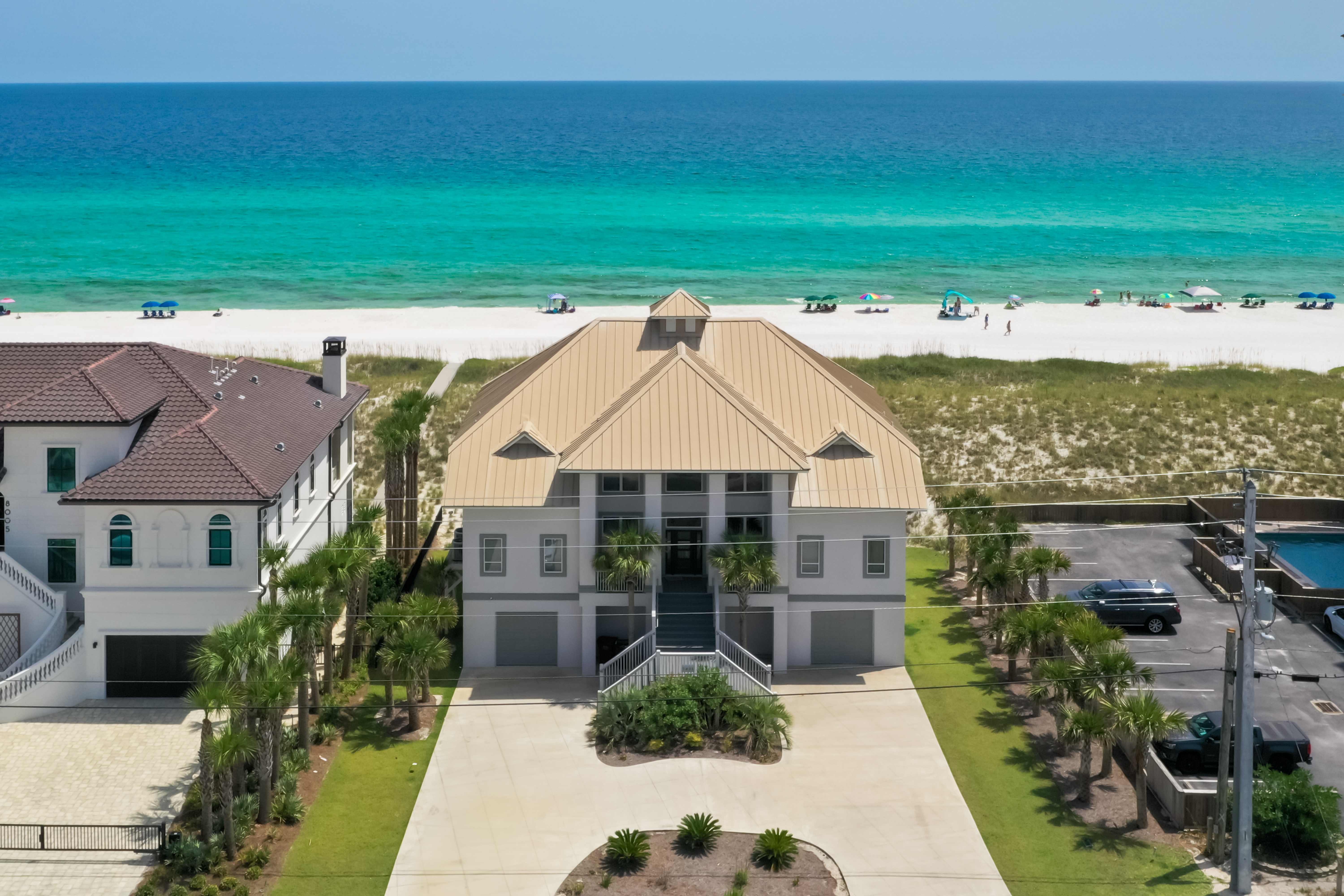House Navarre Santa: Luxury 7-Bedroom Beachfront Villa with Stunning Views, Santa Rosa County