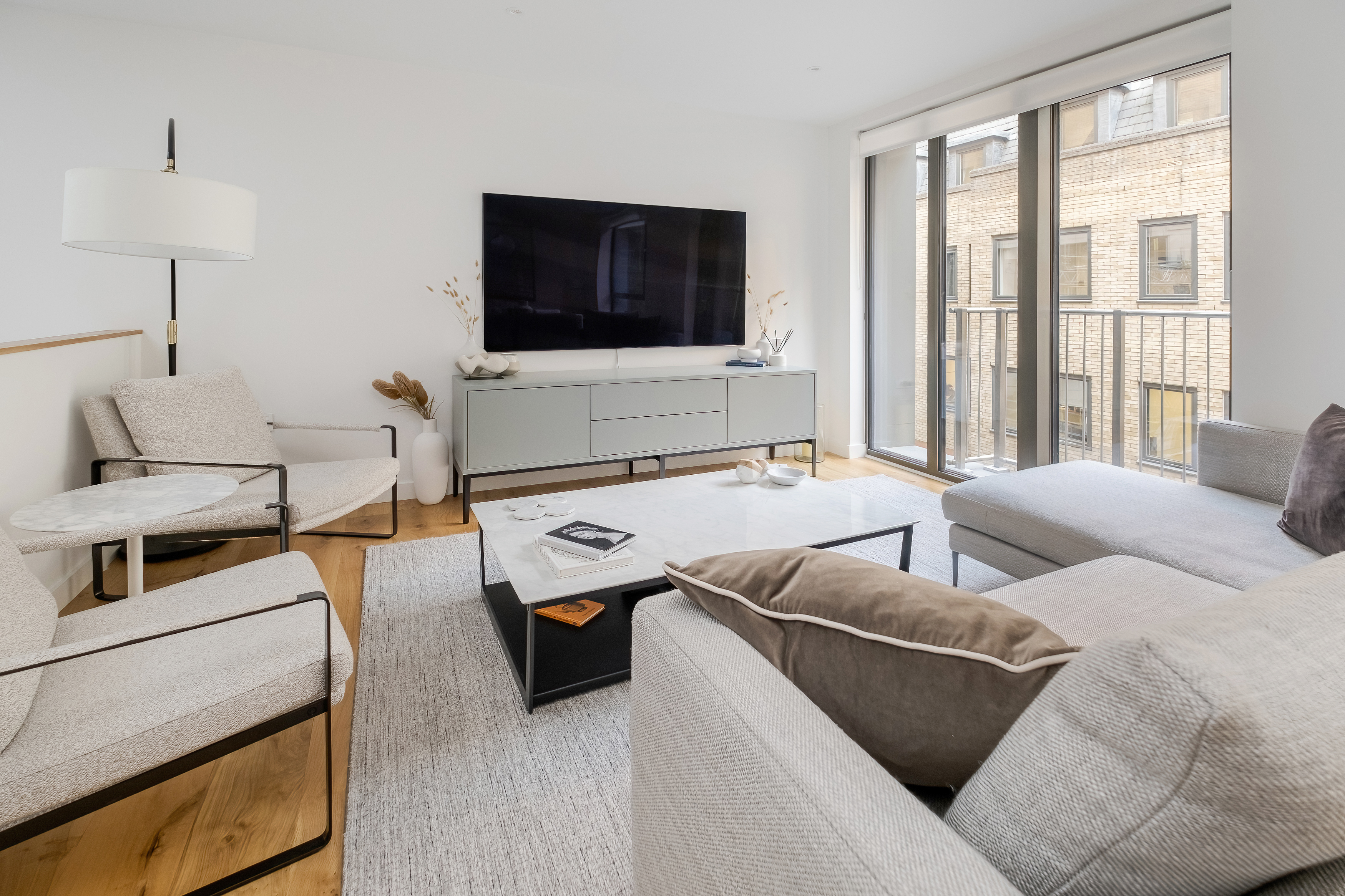 House Pall Mall: Luxury 3-Bedroom Apartment with Private Gym, St. James’s London