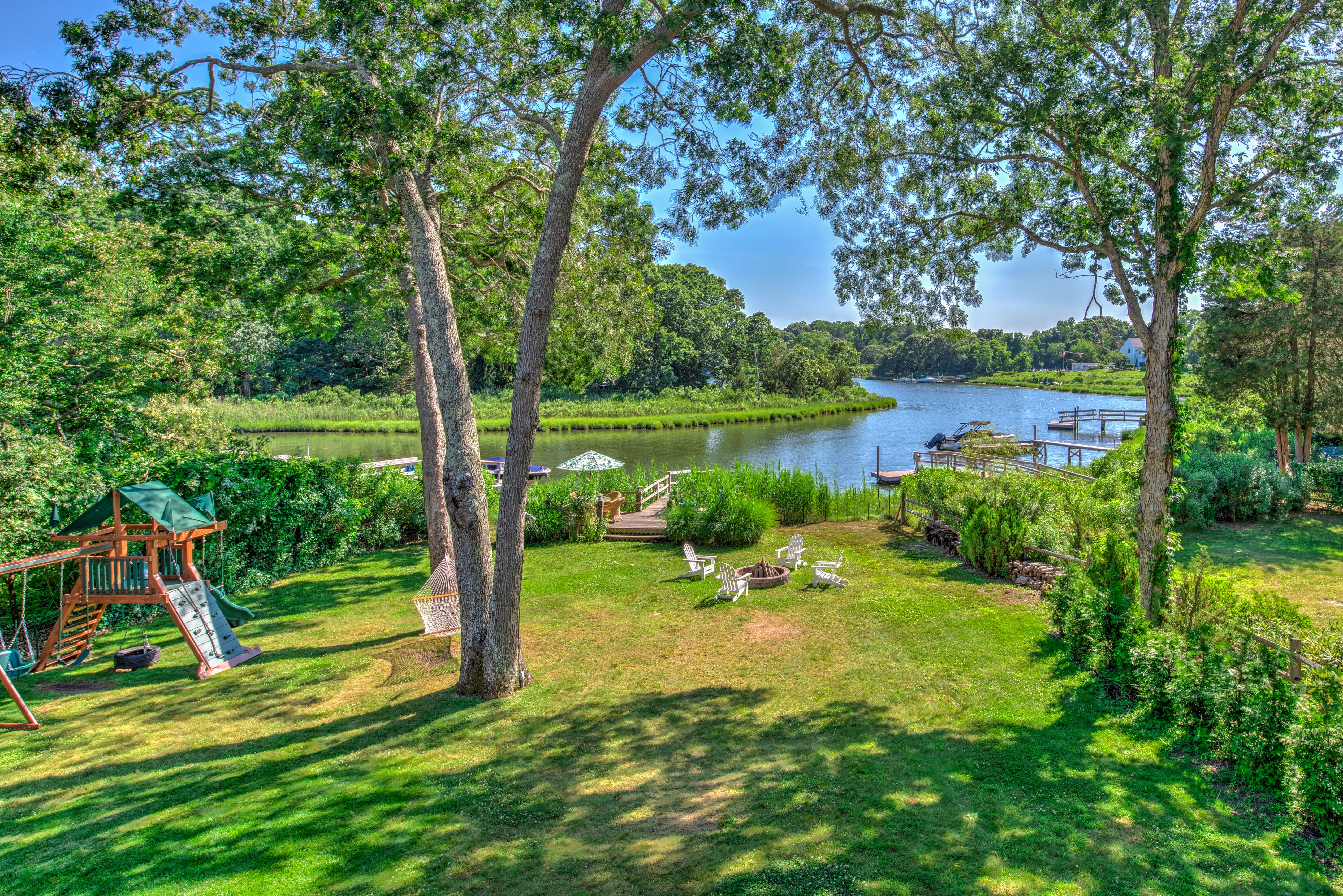 House Peconic North Sea: Luxury 4-Bedroom House with Seaview, North Sea