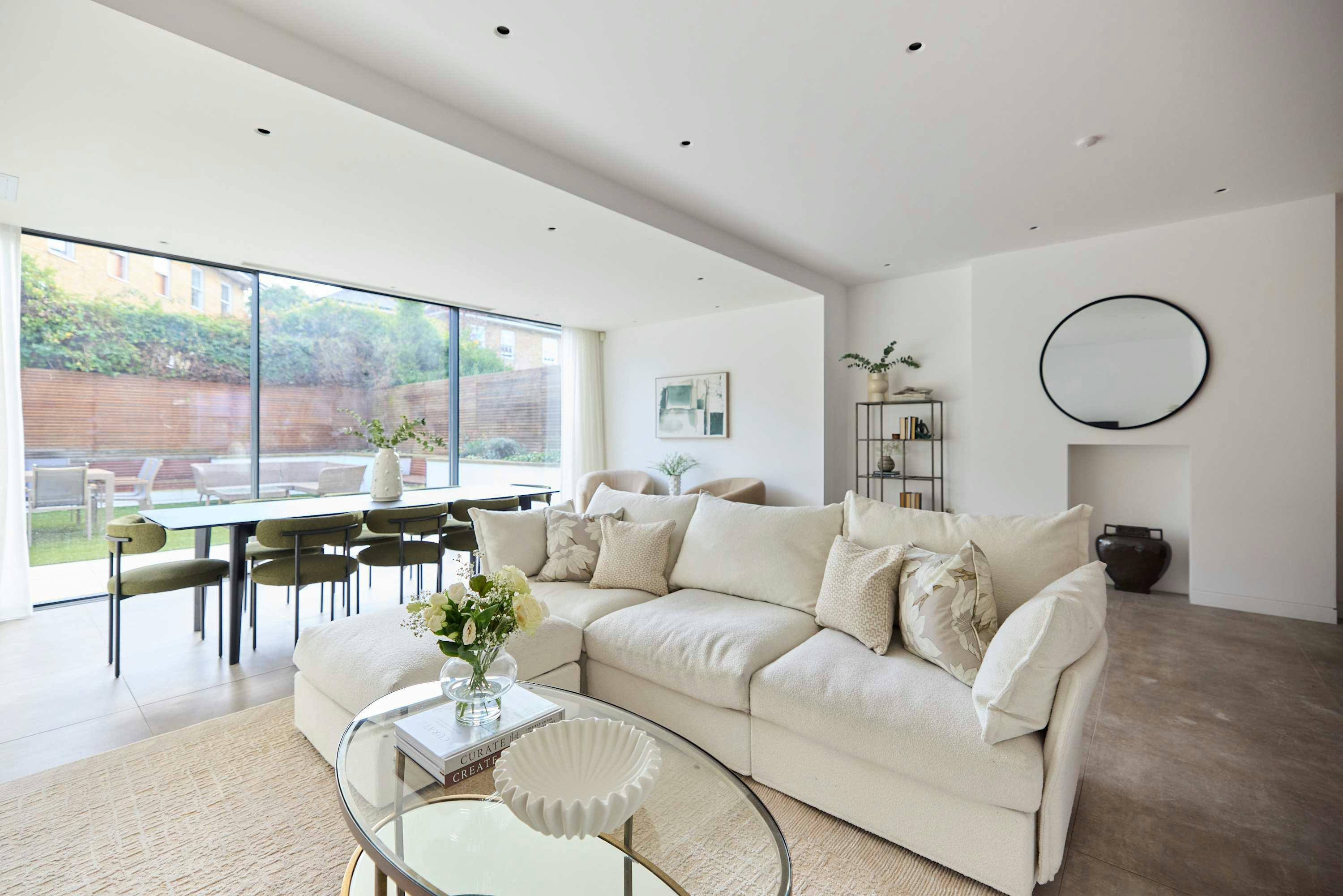 House Primrose StJohnsWood: Luxury 5-Bedroom House with Garden, St John’s Wood, London