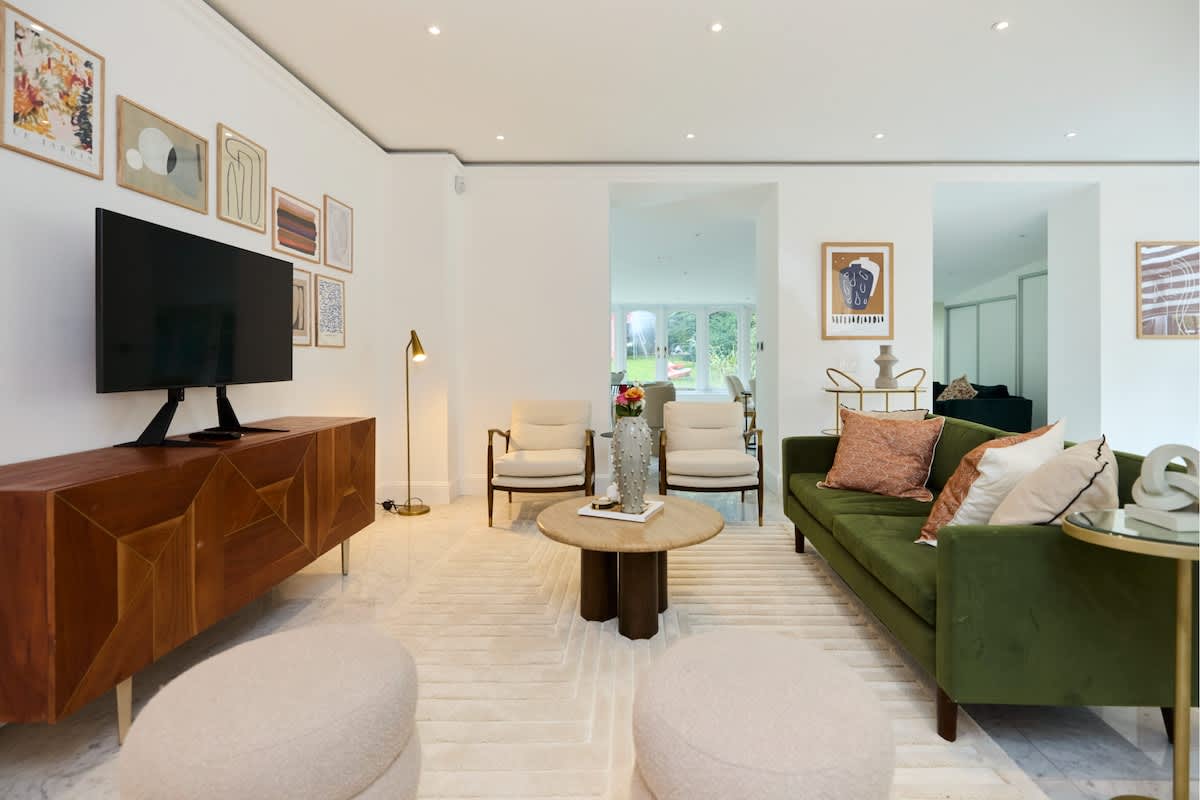 House Primrose StJohnsWood St John’s Wood: Luxury 4-Bedroom Apartment with Shared Garden, St John’s Wood