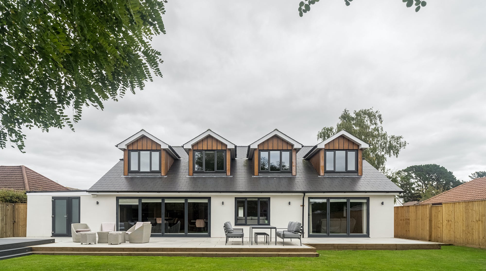 House Purbeck Poole: Luxury 5-Bedroom House with Hot Tub and Sea View, Poole