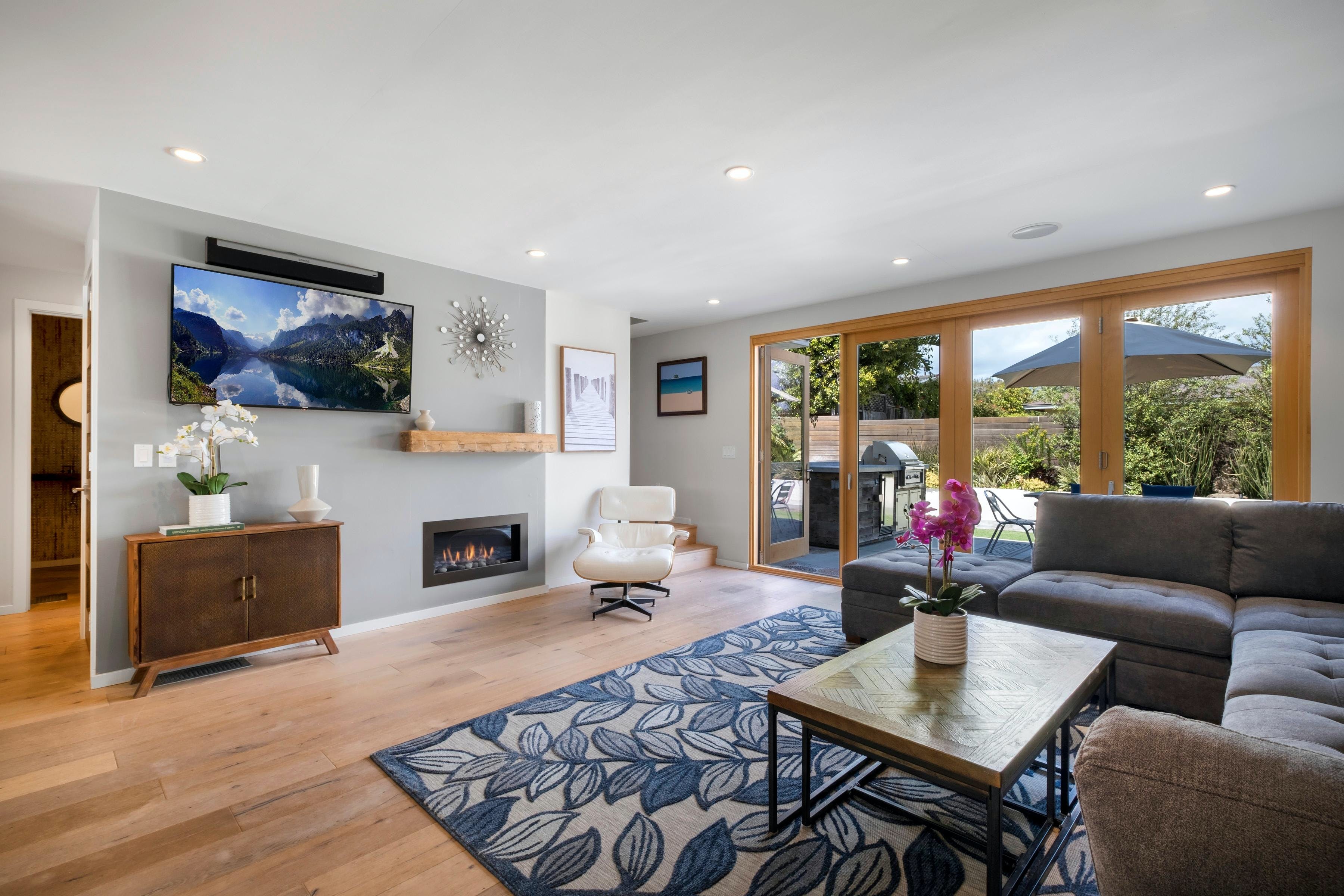 House Rincon Santa Barbara: Luxury 3-Bedroom Apartment with Hot Tub, Santa Barbara