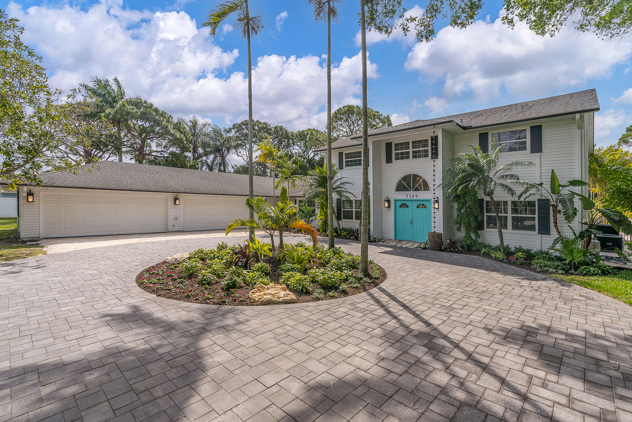 House Sabal Shores: Elegant 8-Bedroom Apartment with Seaview, Manatee County