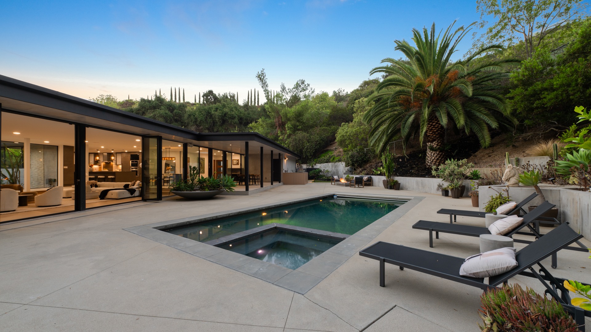 House Tejon BeverlyHills: Spacious 5-Bedroom House with Pool and Gym, Beverly Hills