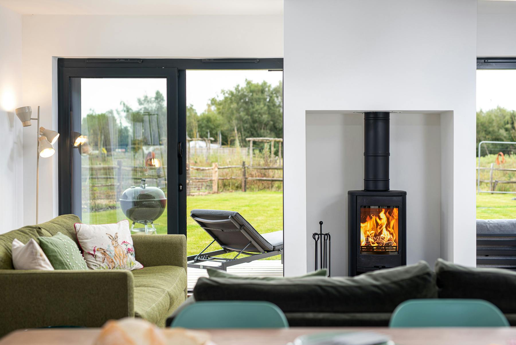 House Tollercombe Dorset: Luxury 4-Bedroom House with Pool, Tennis Court and Seaview, Dorset