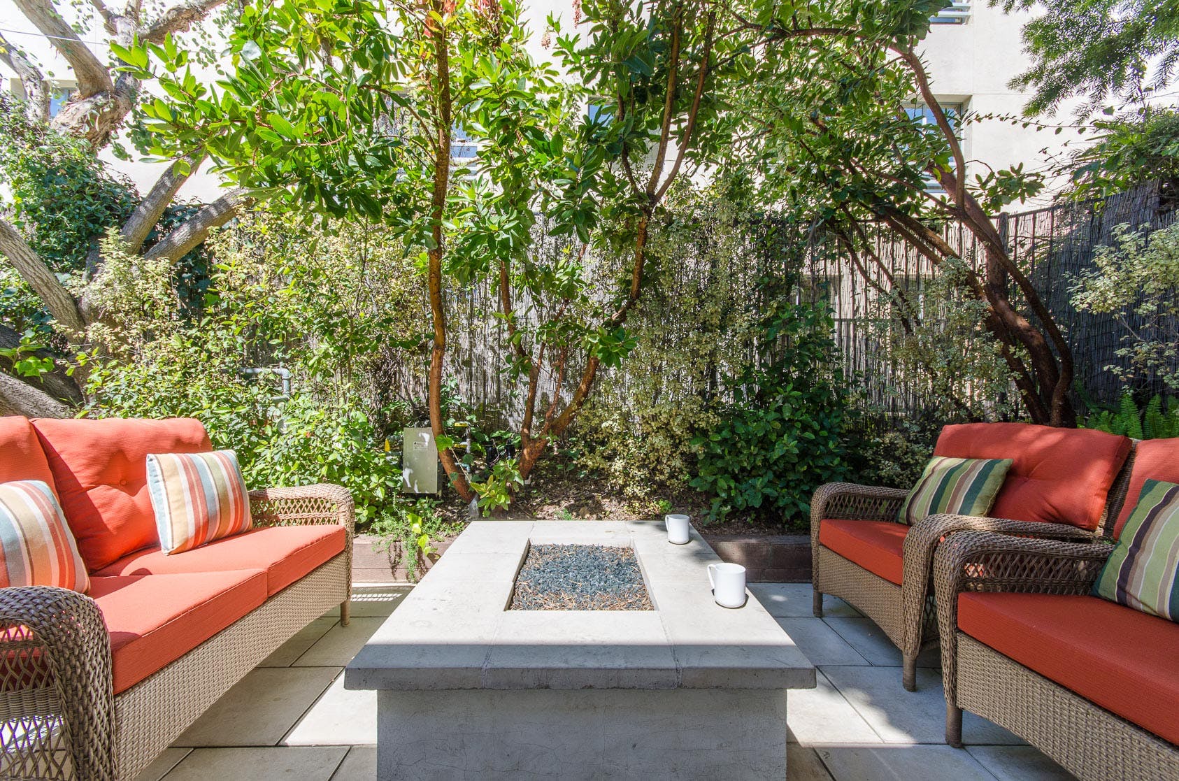 House Tongva Santa Monica: Spacious 4-Bedroom House with Beachfront Access, Santa Monica