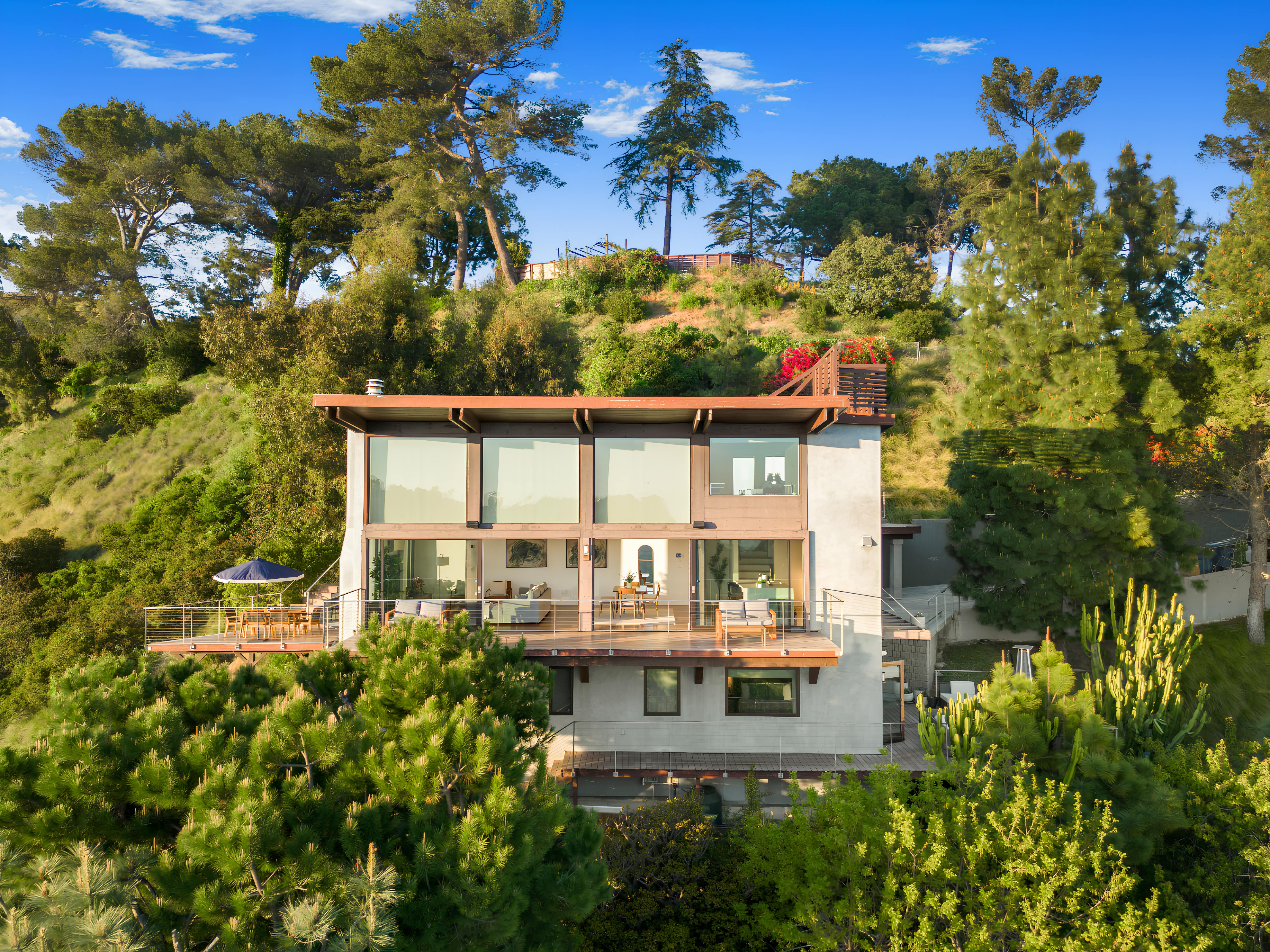 House Topanga BeverlyCrest: Luxury 4-Bedroom Villa with Hot Tub, Beverly Crest