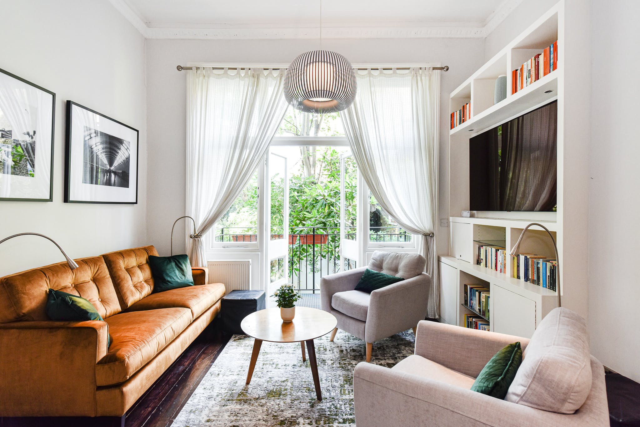 House Walham Brook Green: Stylish 2-Bedroom Family-Friendly Apartment Rental in Brook Green, London
