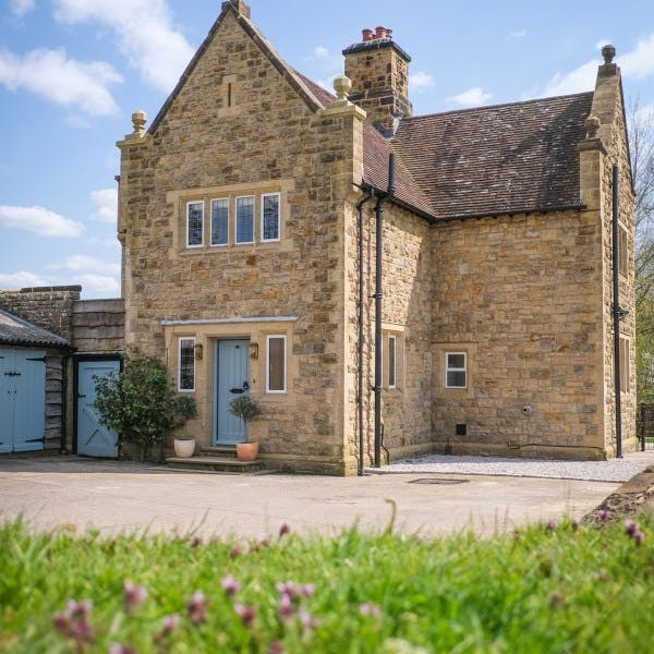 House Warren Midhurst: Charming 3-Bedroom Holiday House with Countryside Views, West Sussex