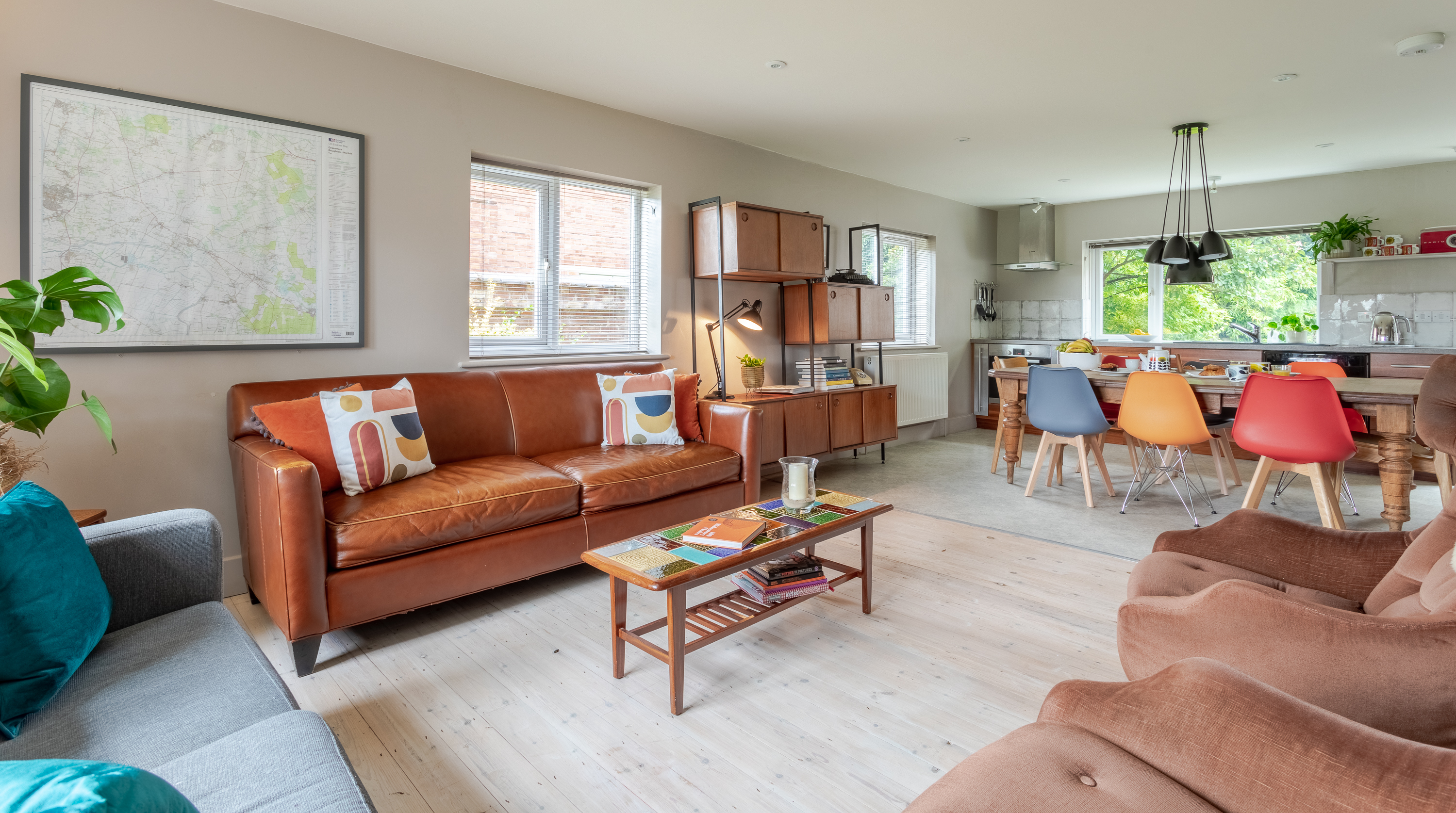 House Wootton King’s Lynn: Luxury 4-Bedroom House with Hot Tub and Seaview, Kings Lynn