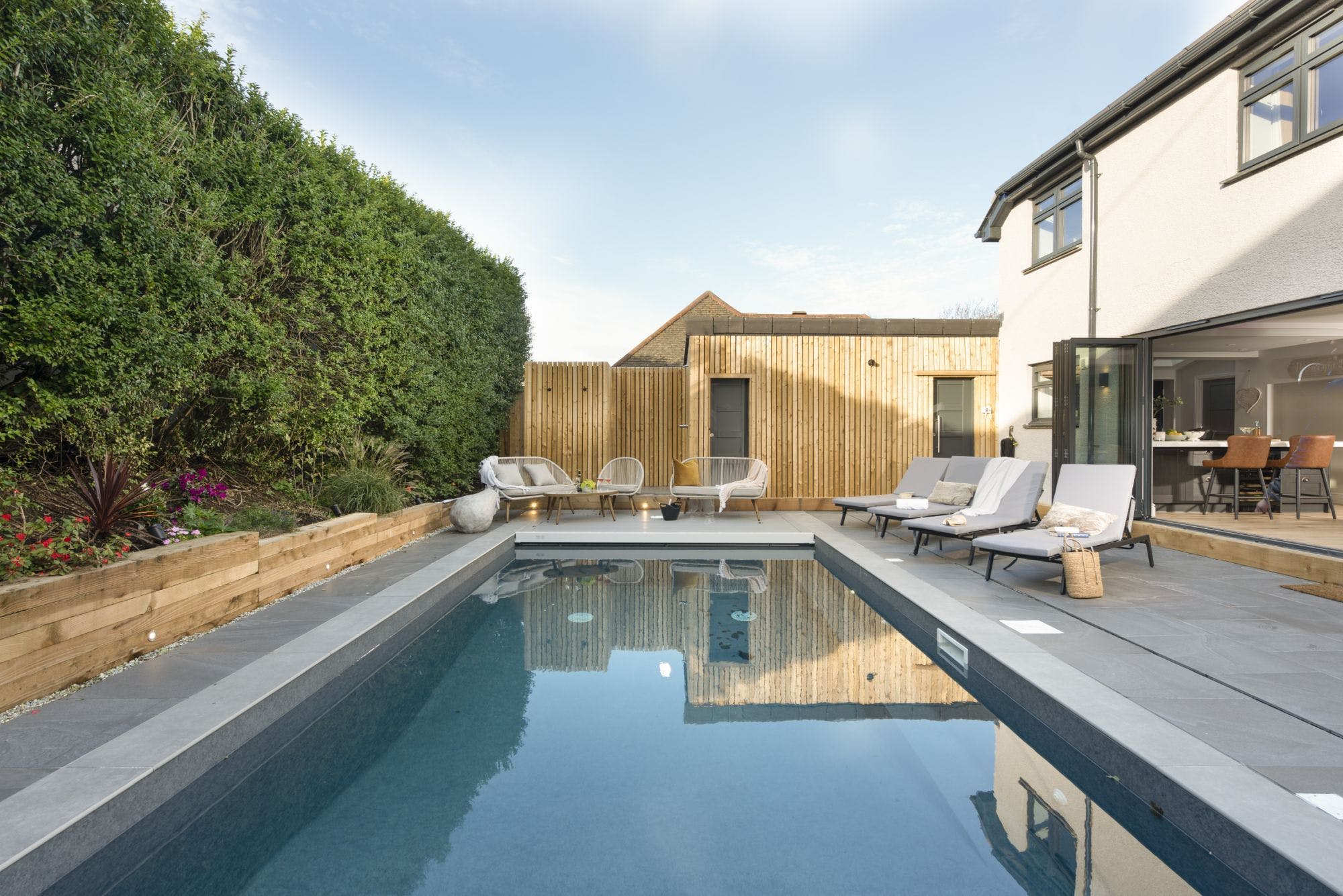 House Zennor St-Ives: Luxury 4-Bedroom Apartment with Sea Views and Pool, St Ives