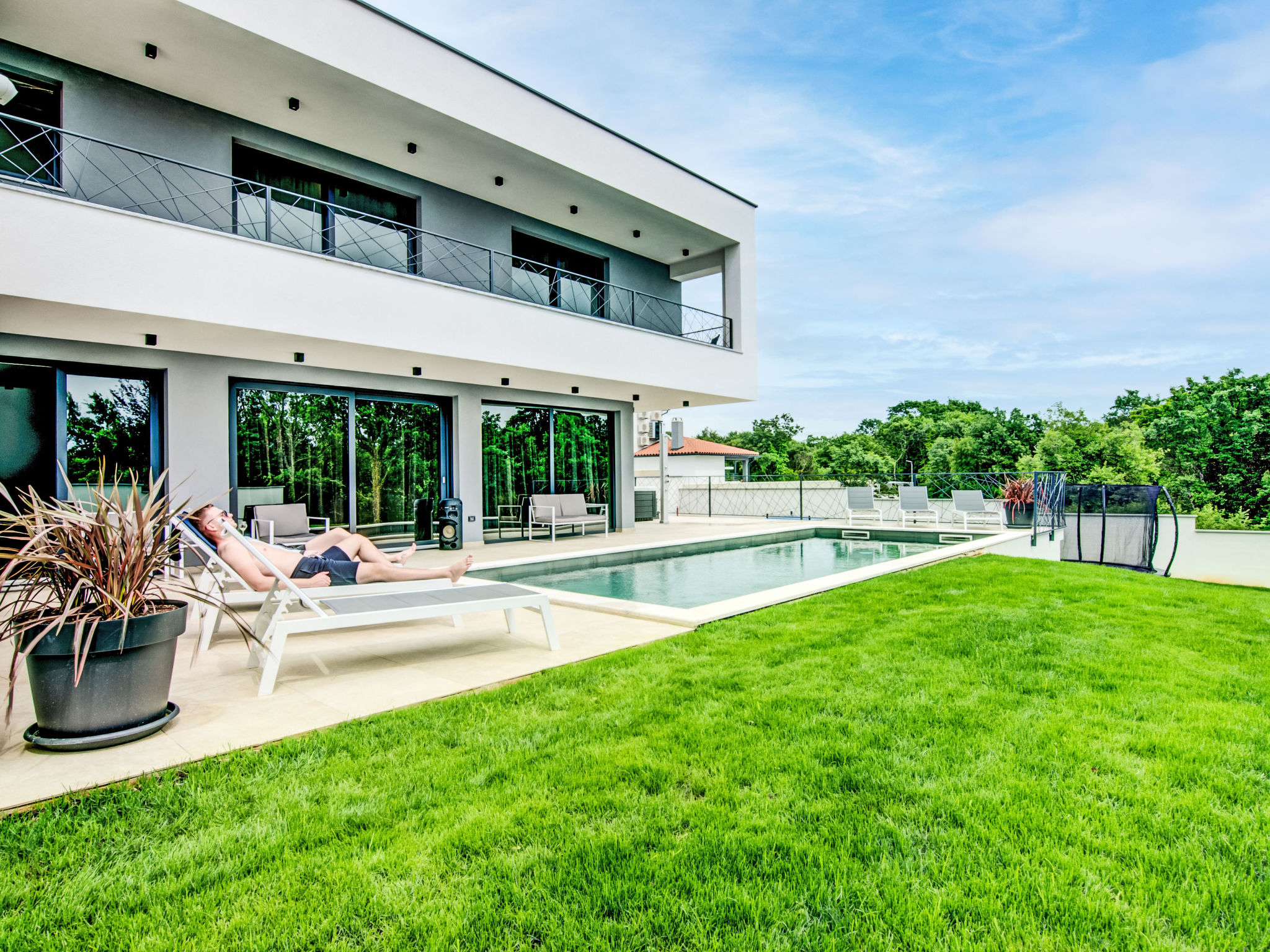 Kuca Bura Svetvincenat: Stunning 3-Bedroom Holiday Villa with Heated Pool and Hot Tub in Historic Istrian Town