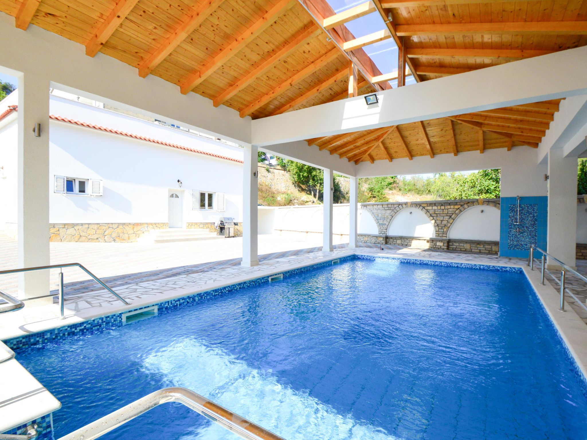 Kuca Bura Zaton: Spectacular 7-Bedroom Croatian Villa with Heated Private Pool and Tennis Court in Dalmatia