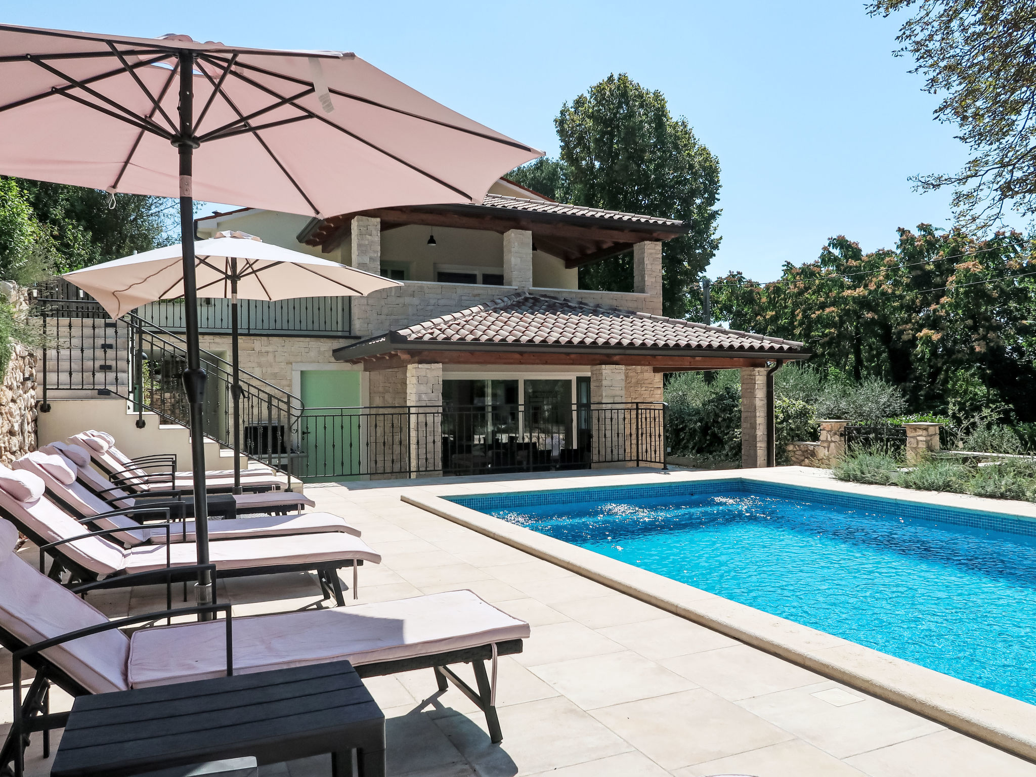 Kuća Golji Labin: Stunning Four-Bedroom Villa with Private Pool and Air Conditioning in Istrian Countryside