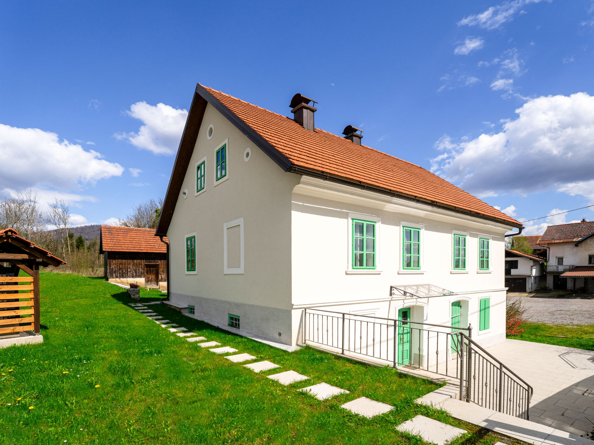 Kuca Gorski Vrbovsko: Renovated Three-Bedroom Mountain Villa with Garden and Terrace in Croatian Highlands