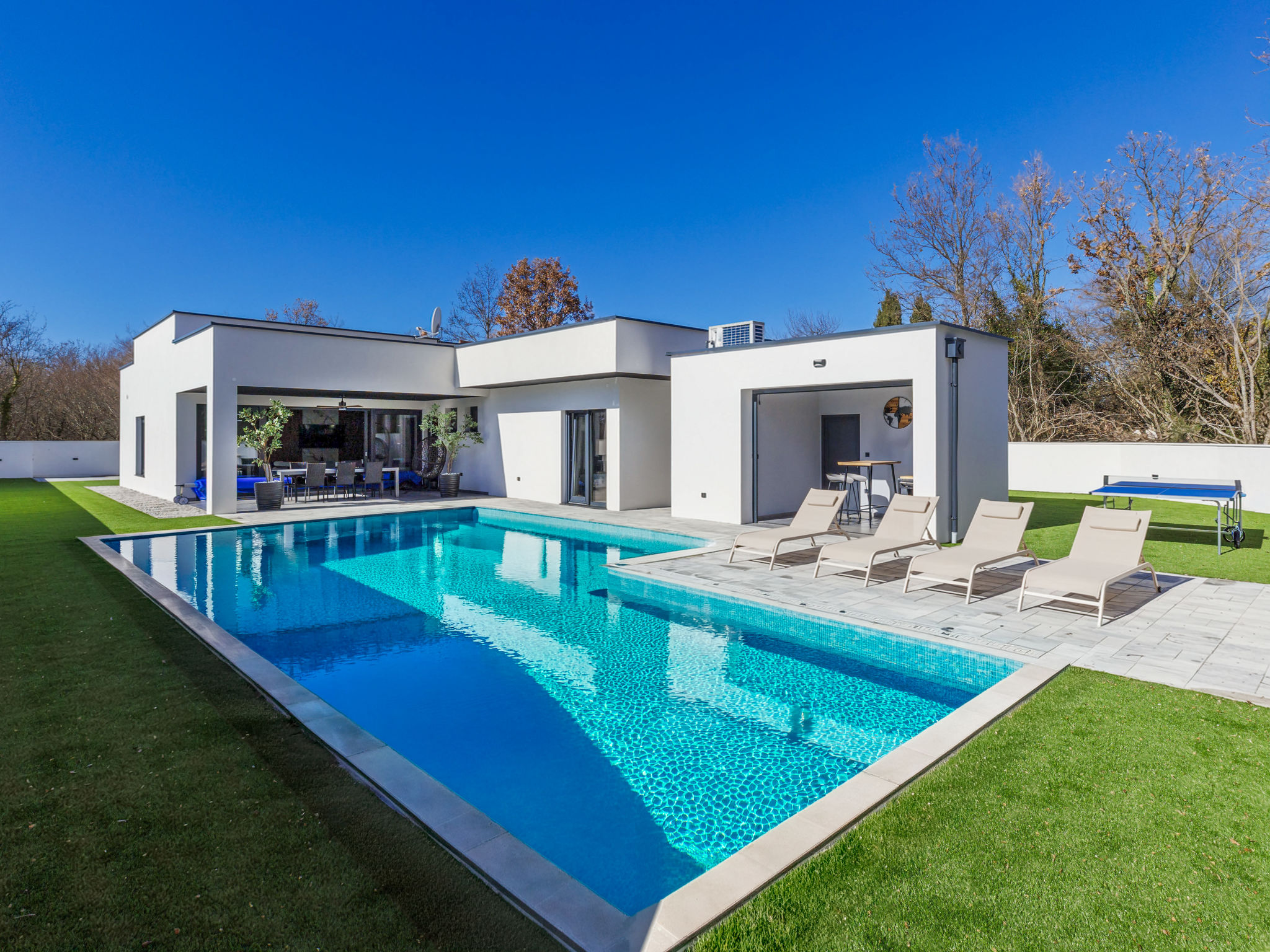 Kuća Ladići Kanfanar: Modern 4-Bedroom Villa with Heated Pool and Spa Facilities in Rural Istria Croatia