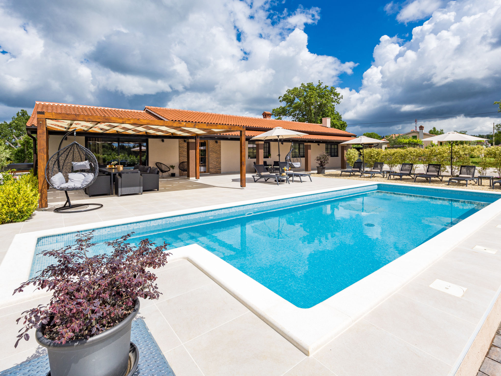 Kuća Markoci Labin: Luxury 4-Bedroom Croatian Villa with Private Pool and Games Room in Istria
