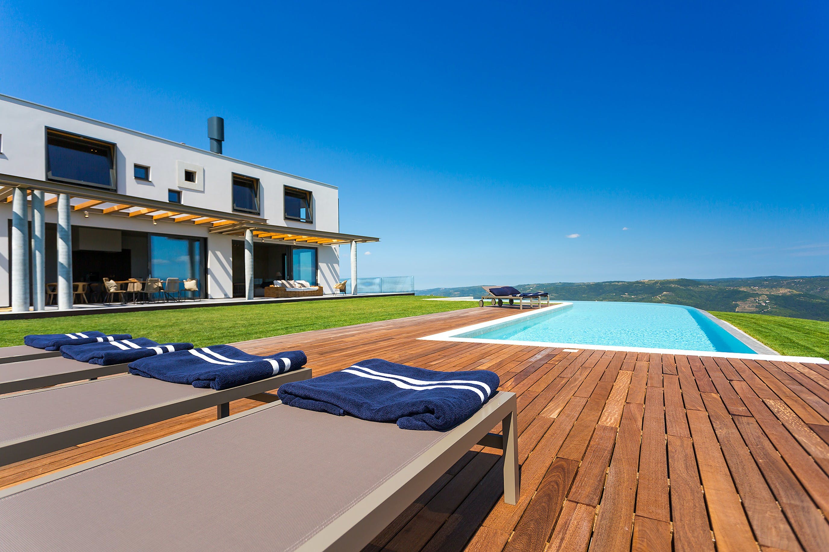 Kuća Motovun Istria: Luxury 3-Bedroom Apartment with Swimming Pool, Istria