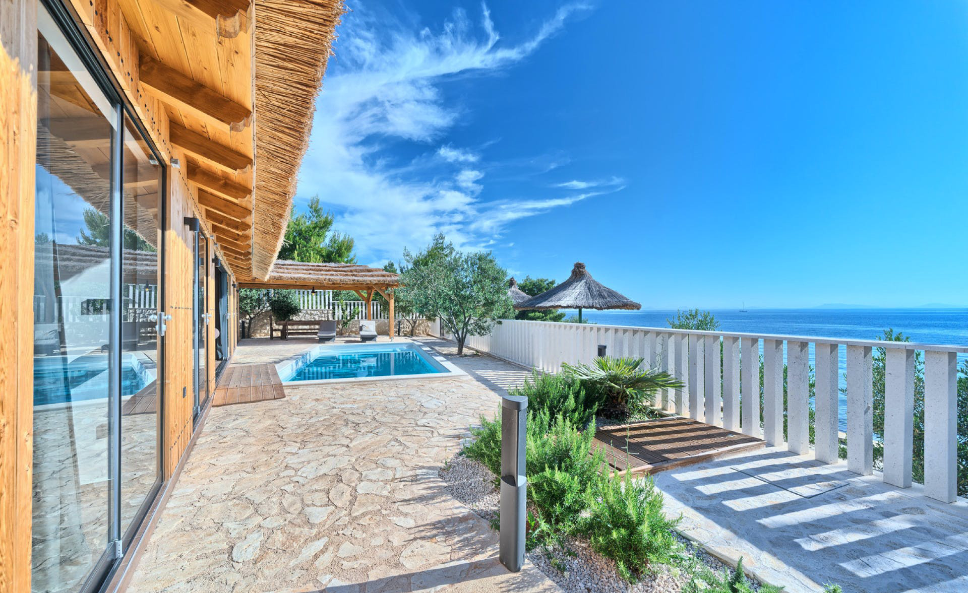 Kuća Murter Adriatic: Luxury 4-Bedroom Villa with Seaview and Pool, Šibenik-Knin County